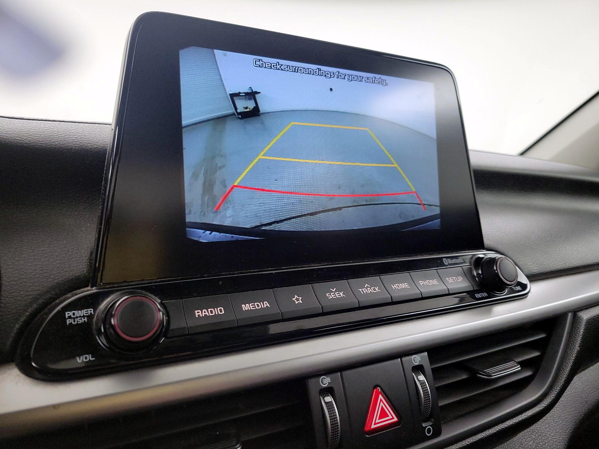 Thumbnail: 2021 Kia Forte - 14