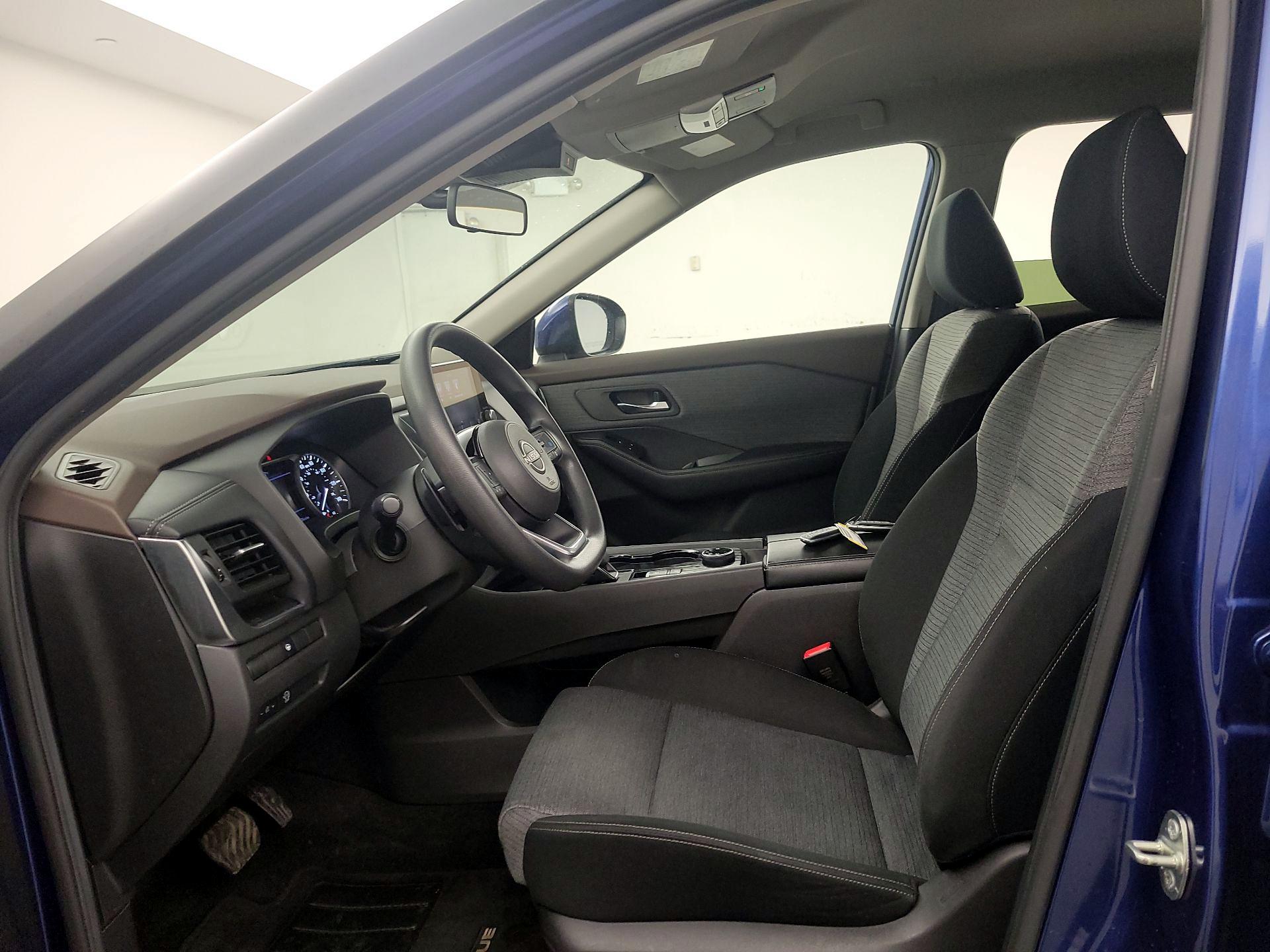 Thumbnail: 2023 Nissan Rogue - 11