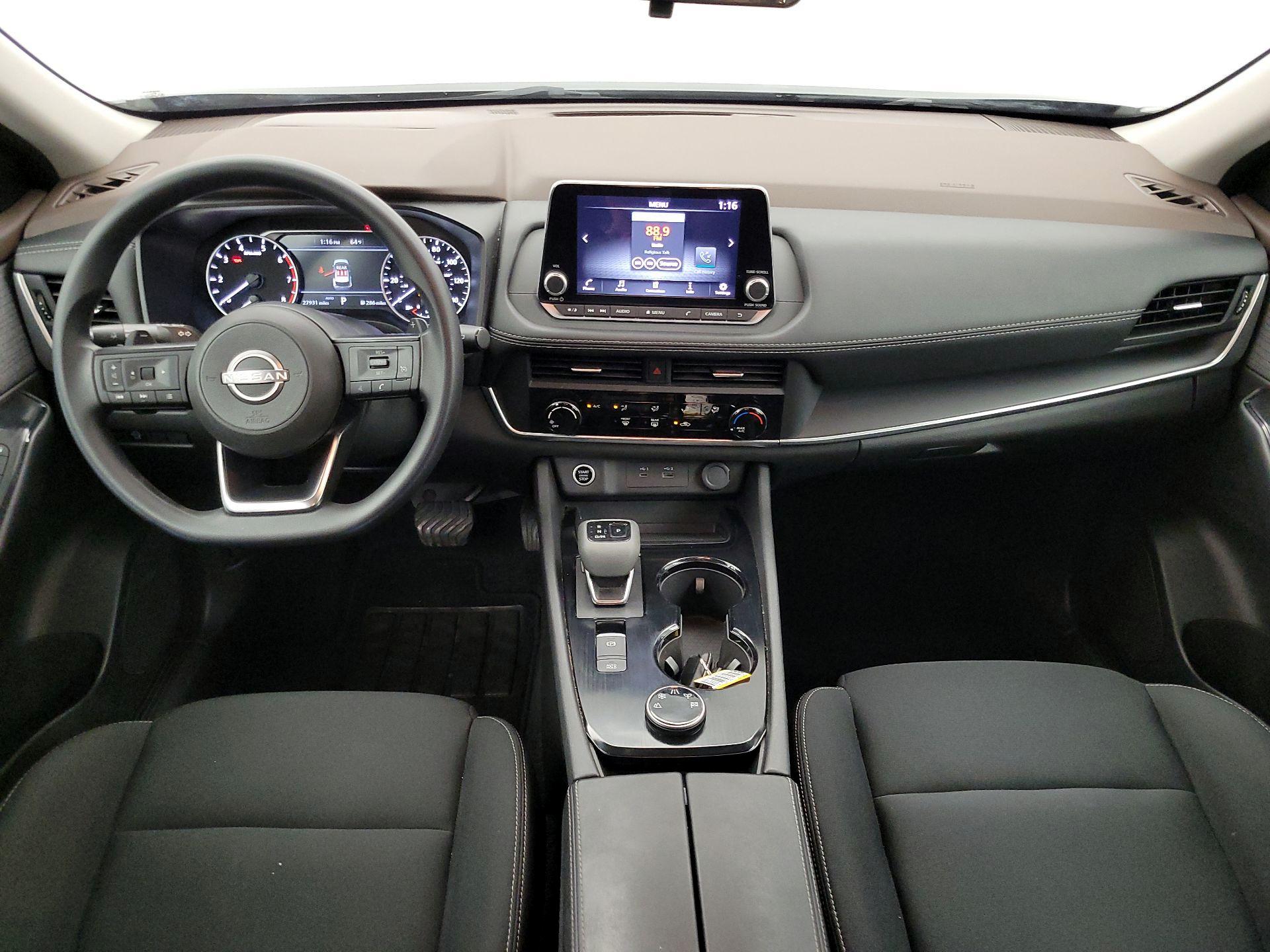 Thumbnail: 2023 Nissan Rogue - 9