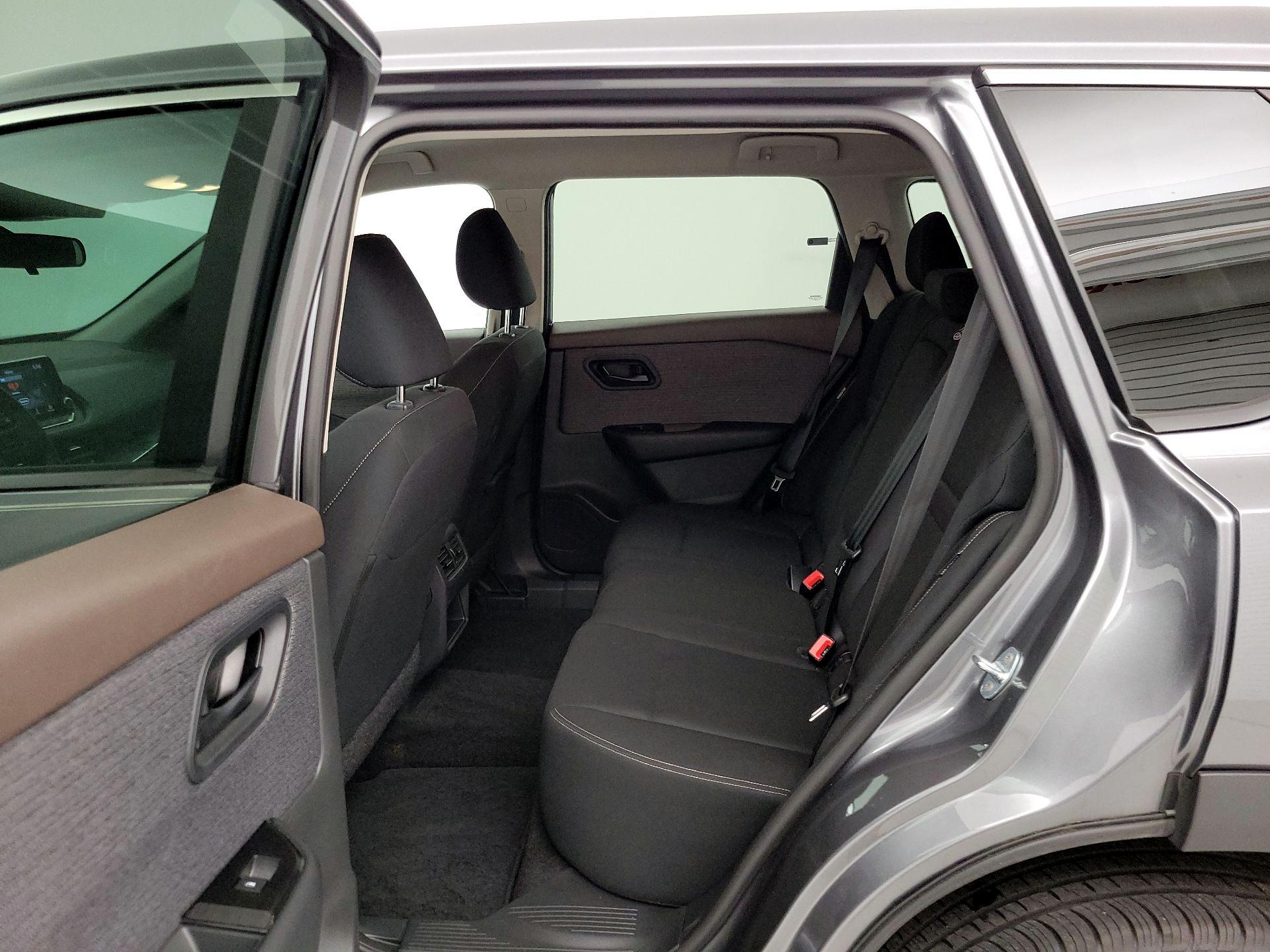 Thumbnail: 2023 Nissan Rogue - 19