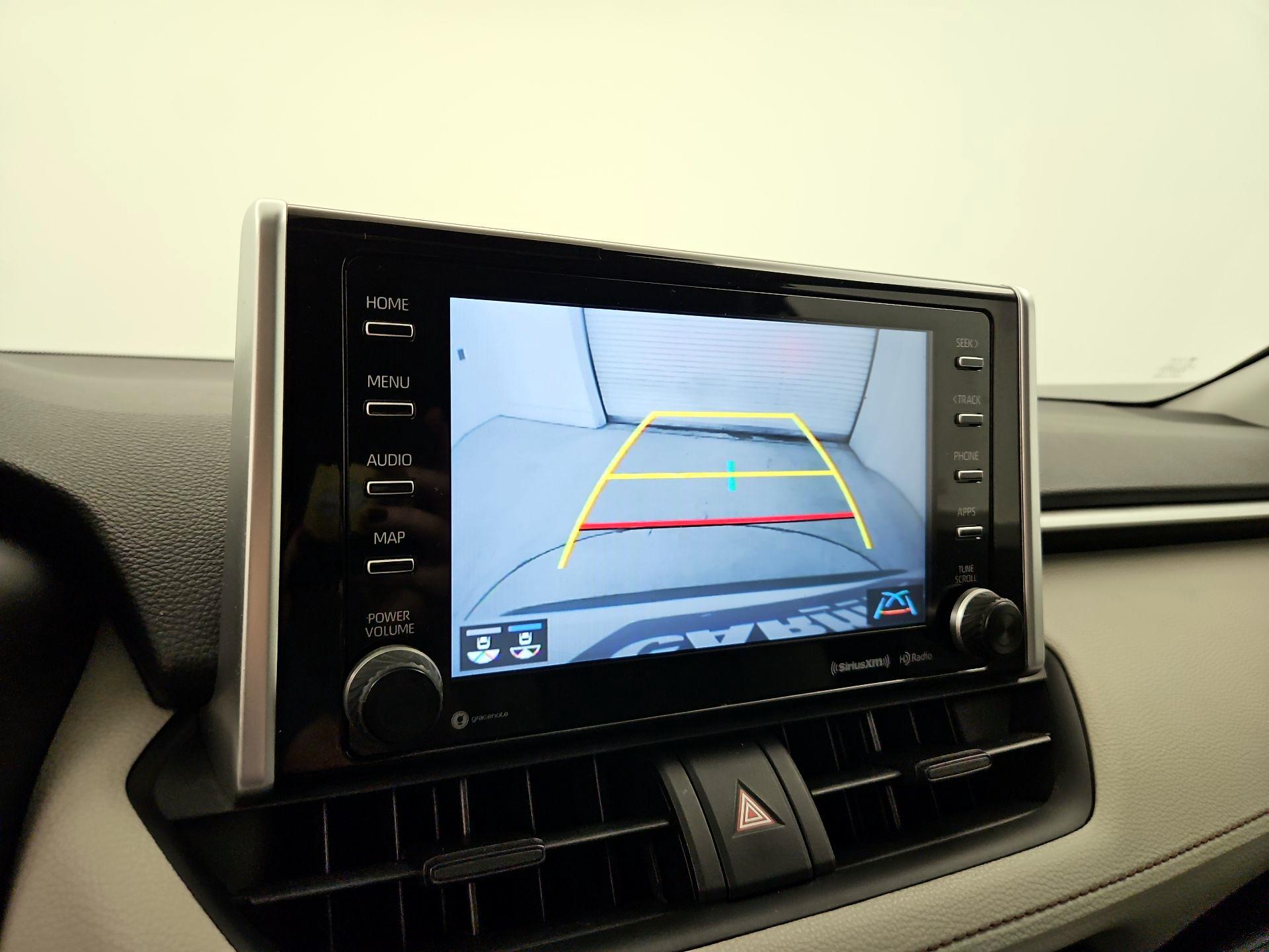 Thumbnail: 2020 Toyota RAV4 - 15