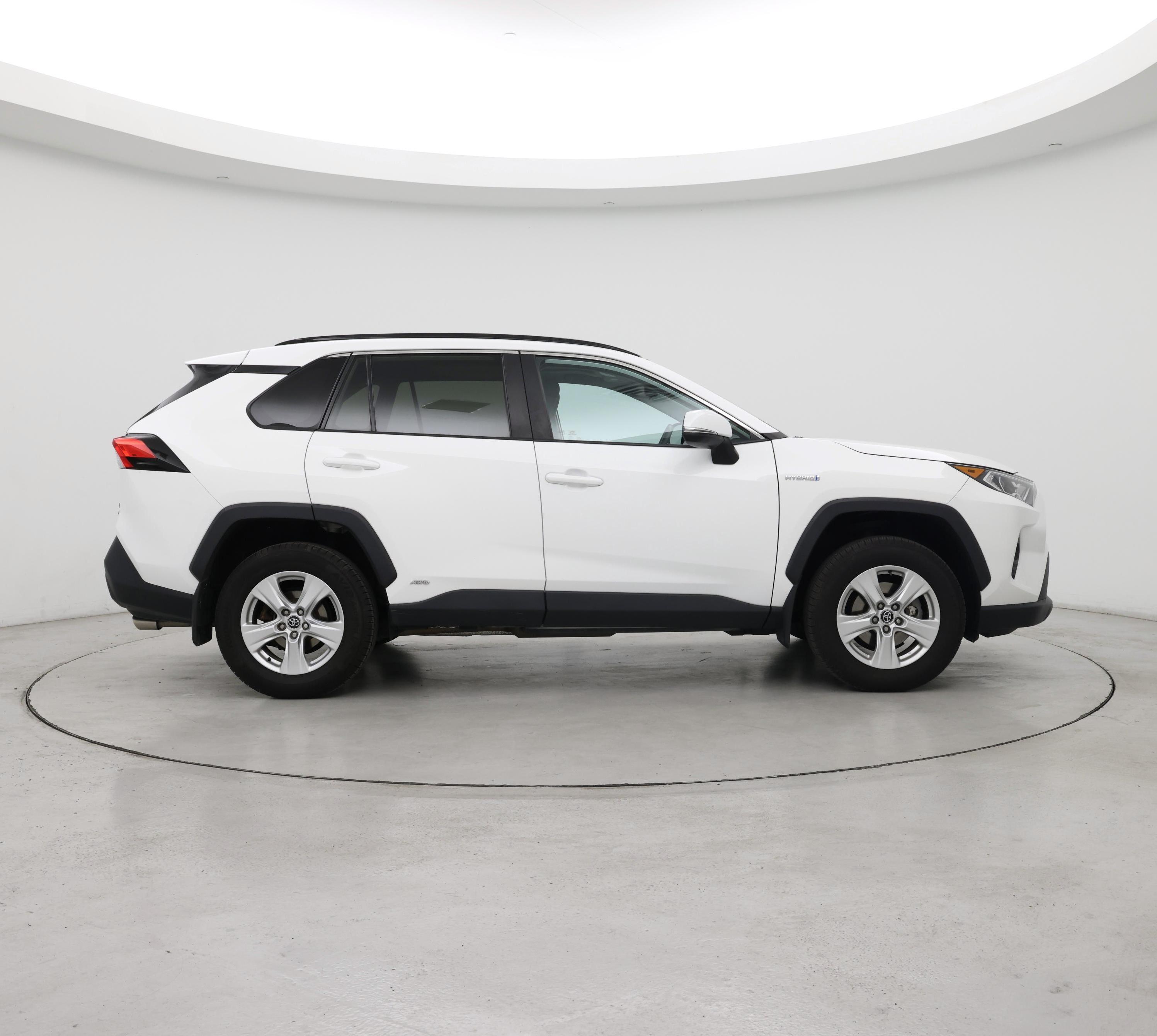 Thumbnail: 2020 Toyota RAV4 - 7