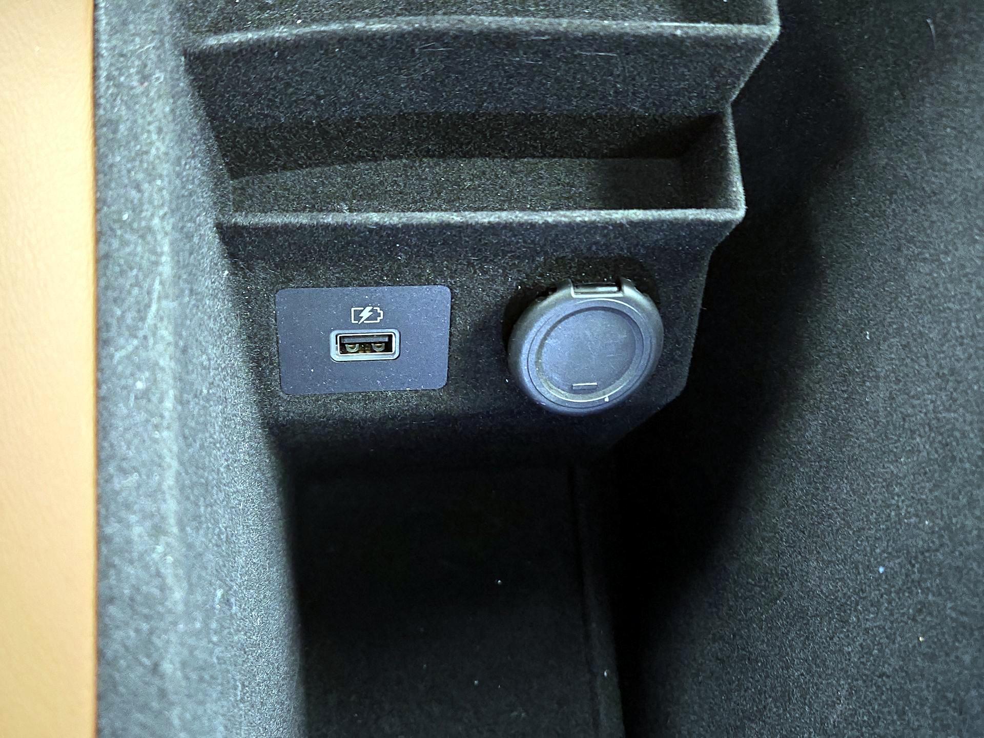 Thumbnail: 2023 INFINITI QX60 - 18