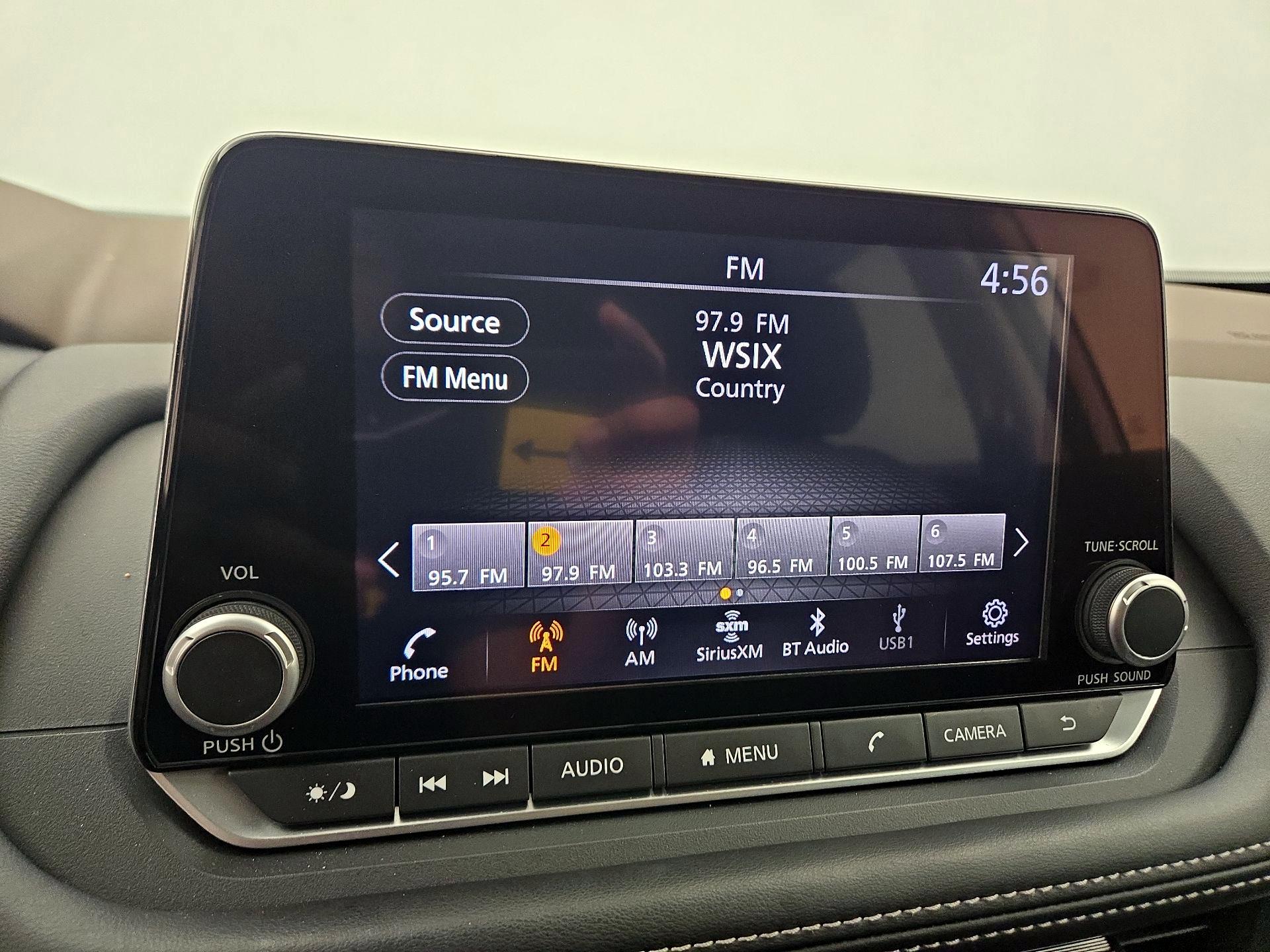 Thumbnail: 2023 Nissan Rogue - 15