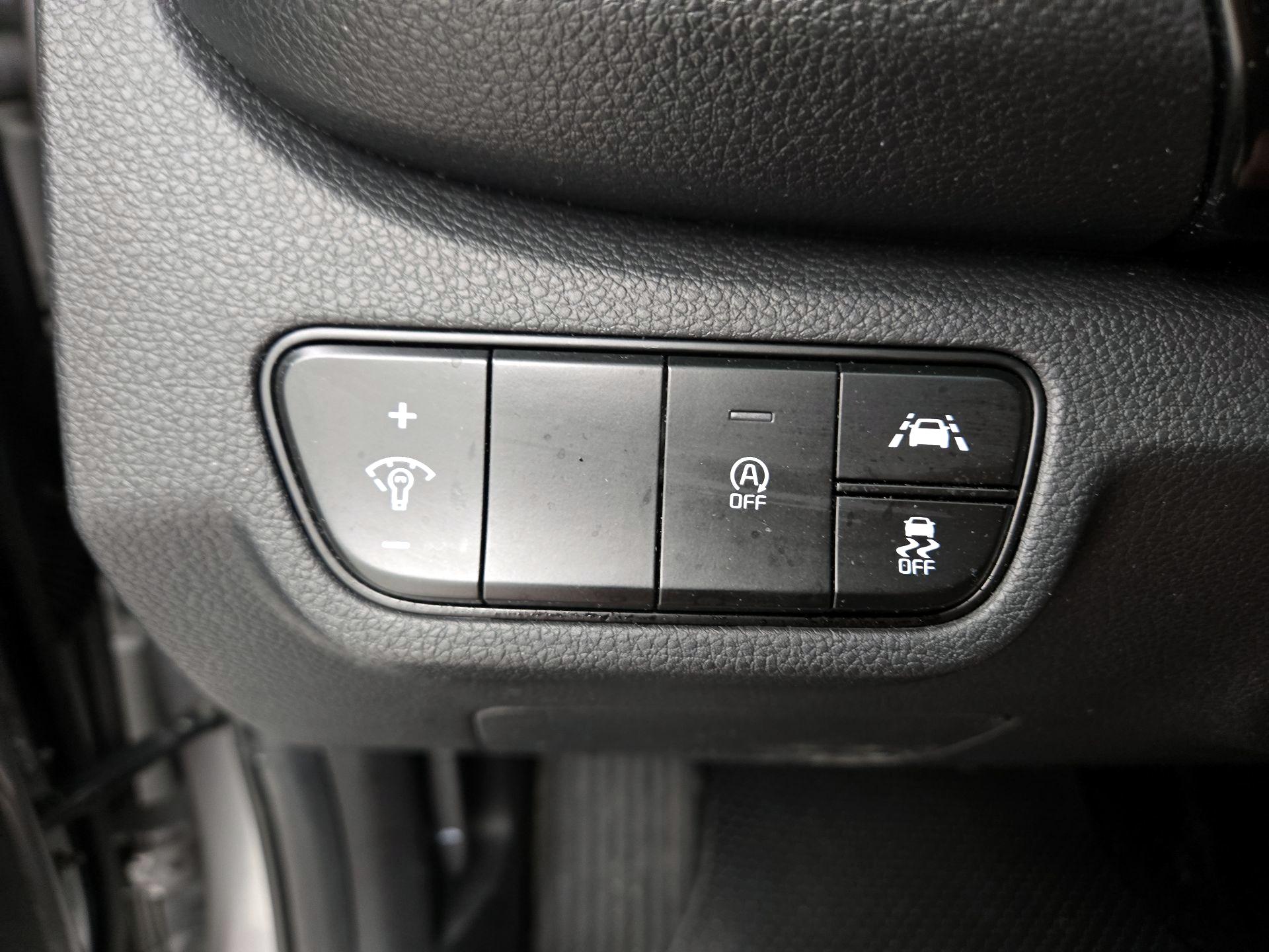 Thumbnail: 2021 Kia Seltos - 13