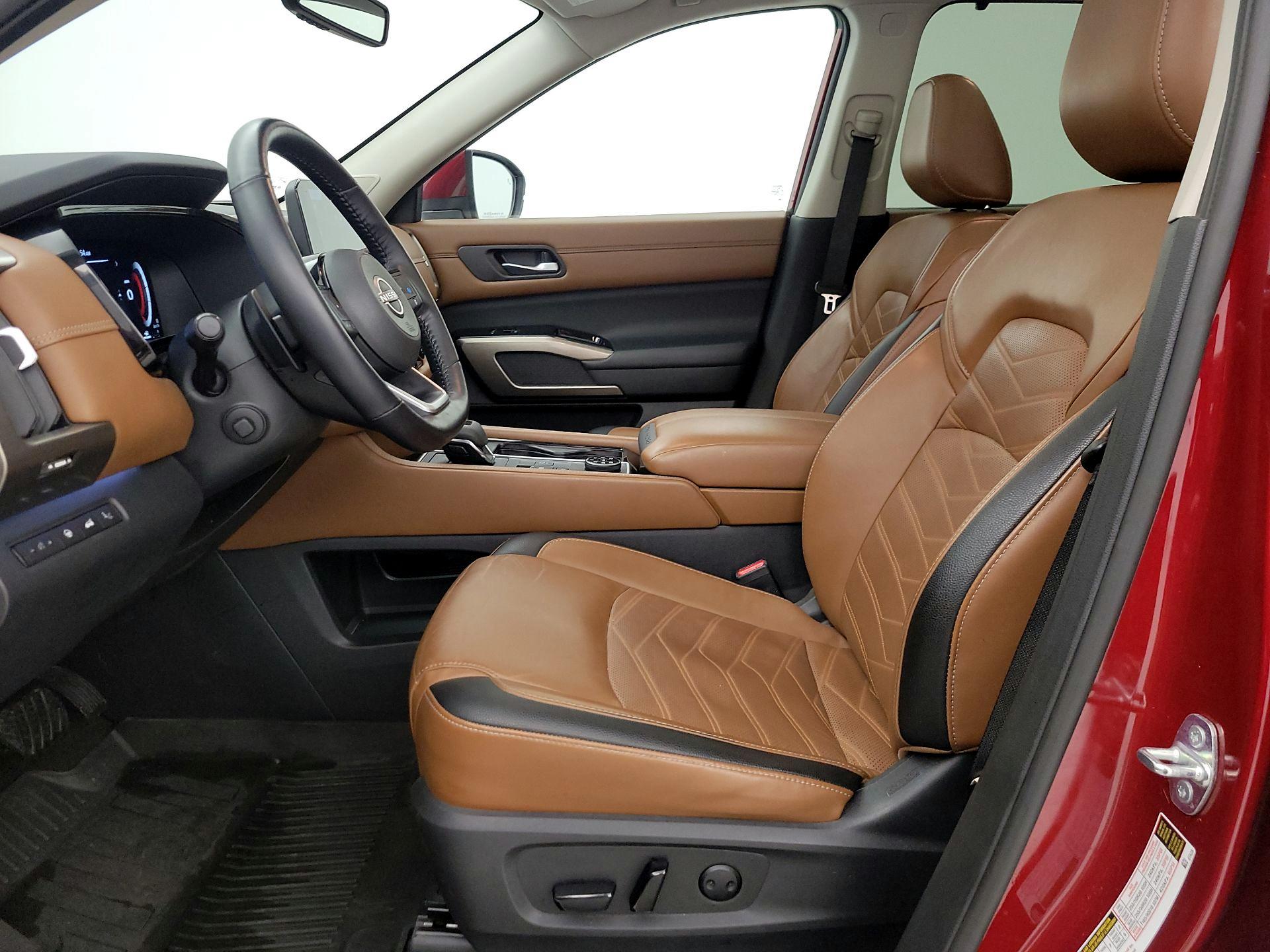 Thumbnail: 2023 Nissan Pathfinder - 11