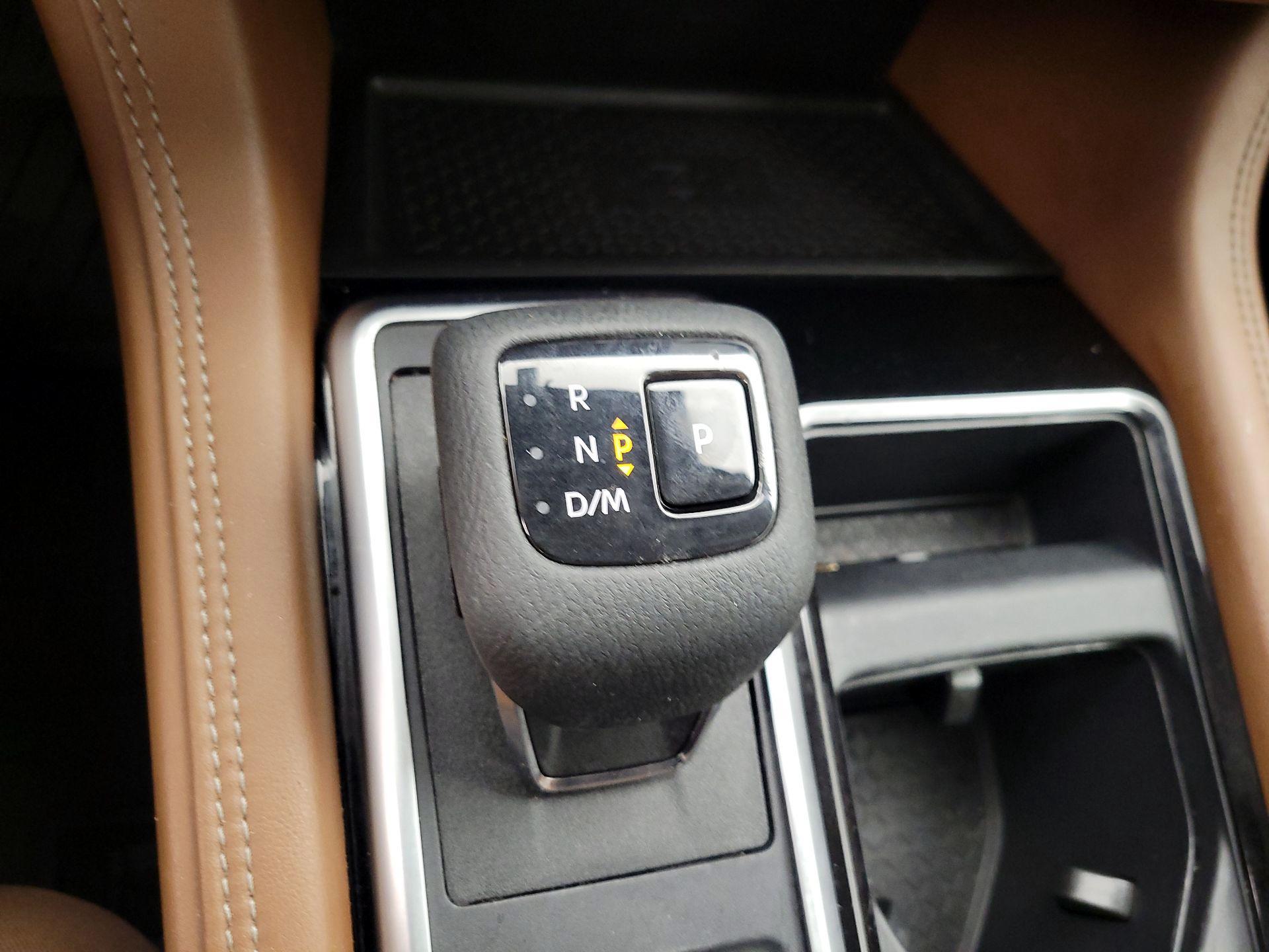 Thumbnail: 2023 Nissan Pathfinder - 18