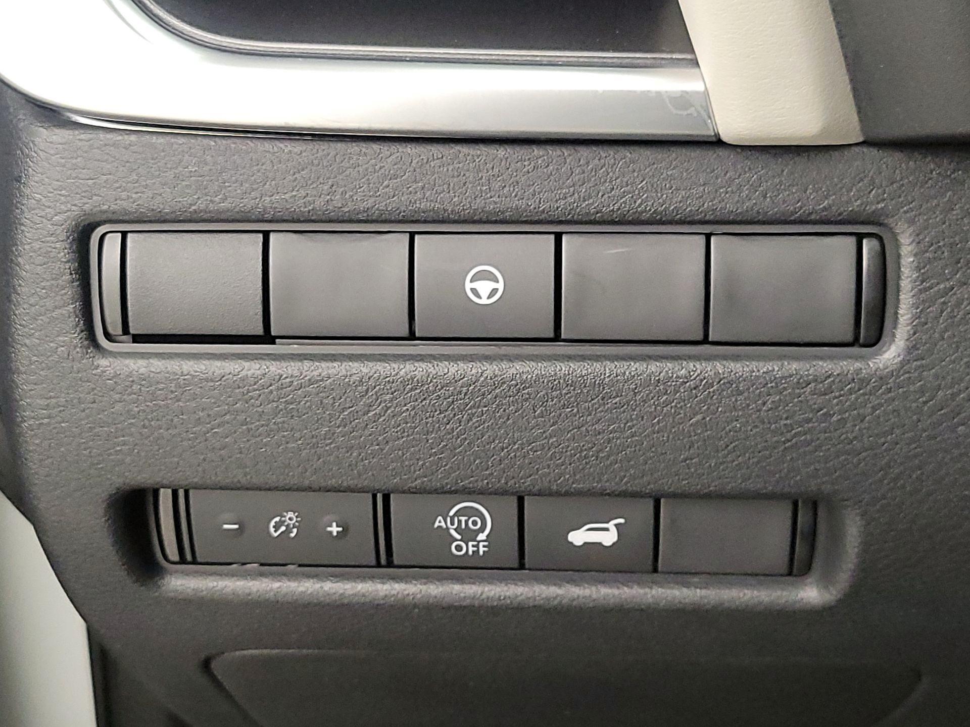 Thumbnail: 2023 Nissan Rogue - 13