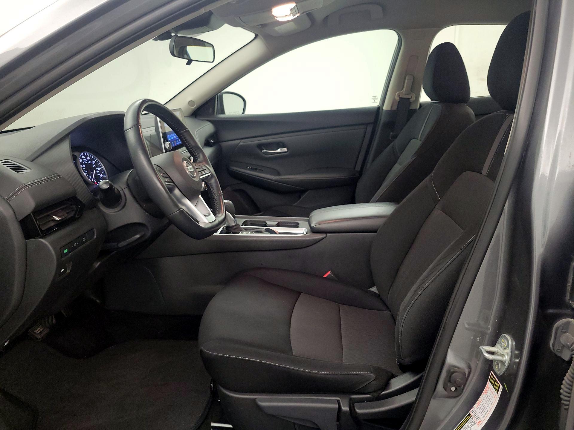 Thumbnail: 2023 Nissan Sentra - 11