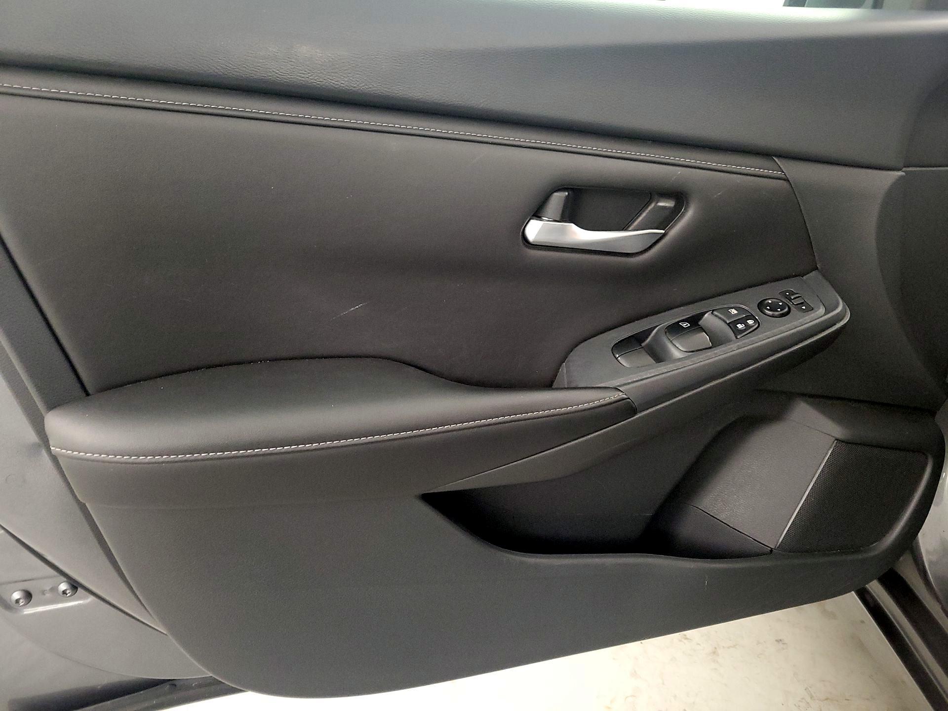 Thumbnail: 2023 Nissan Sentra - 12