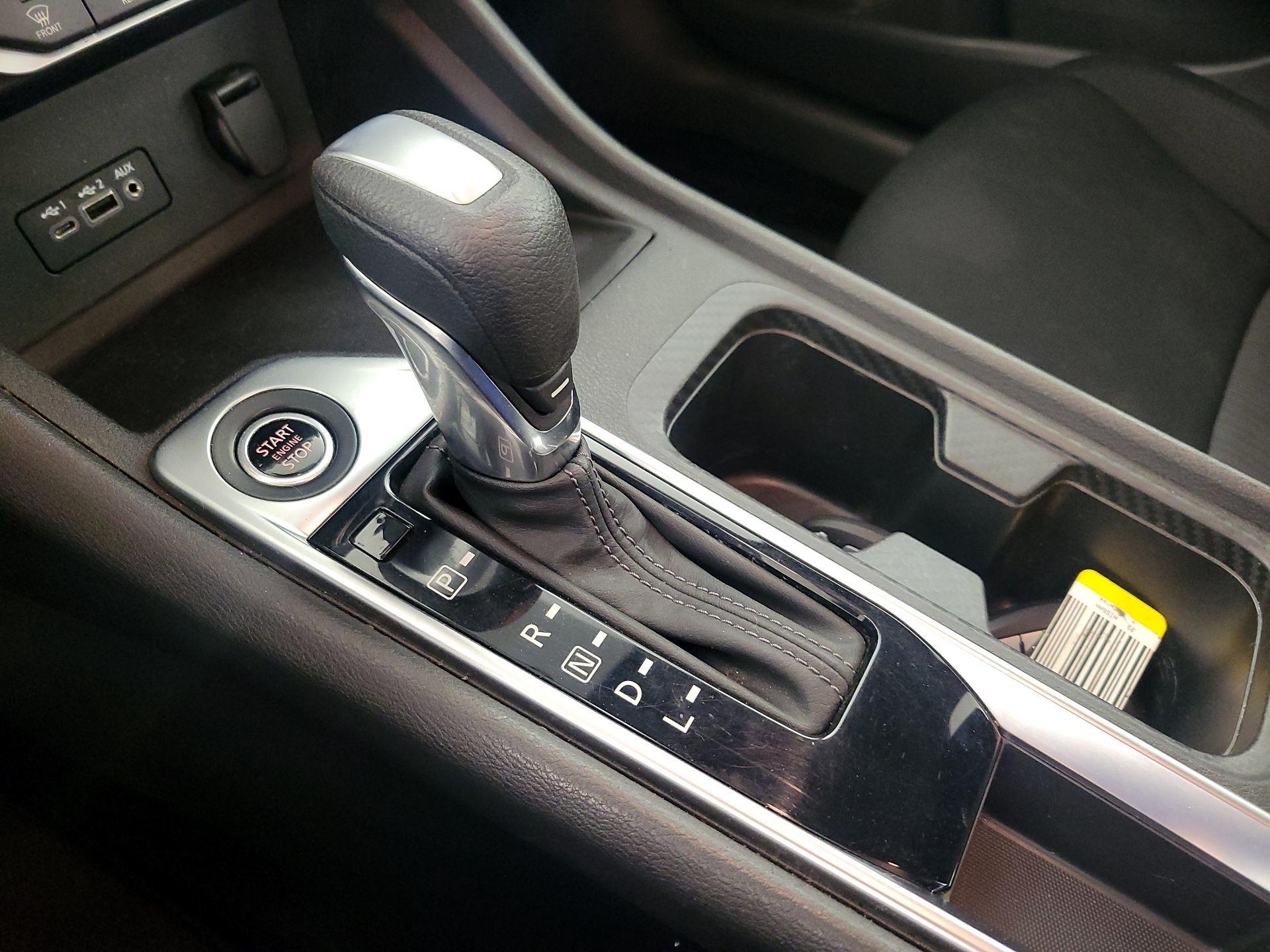 Thumbnail: 2023 Nissan Sentra - 17