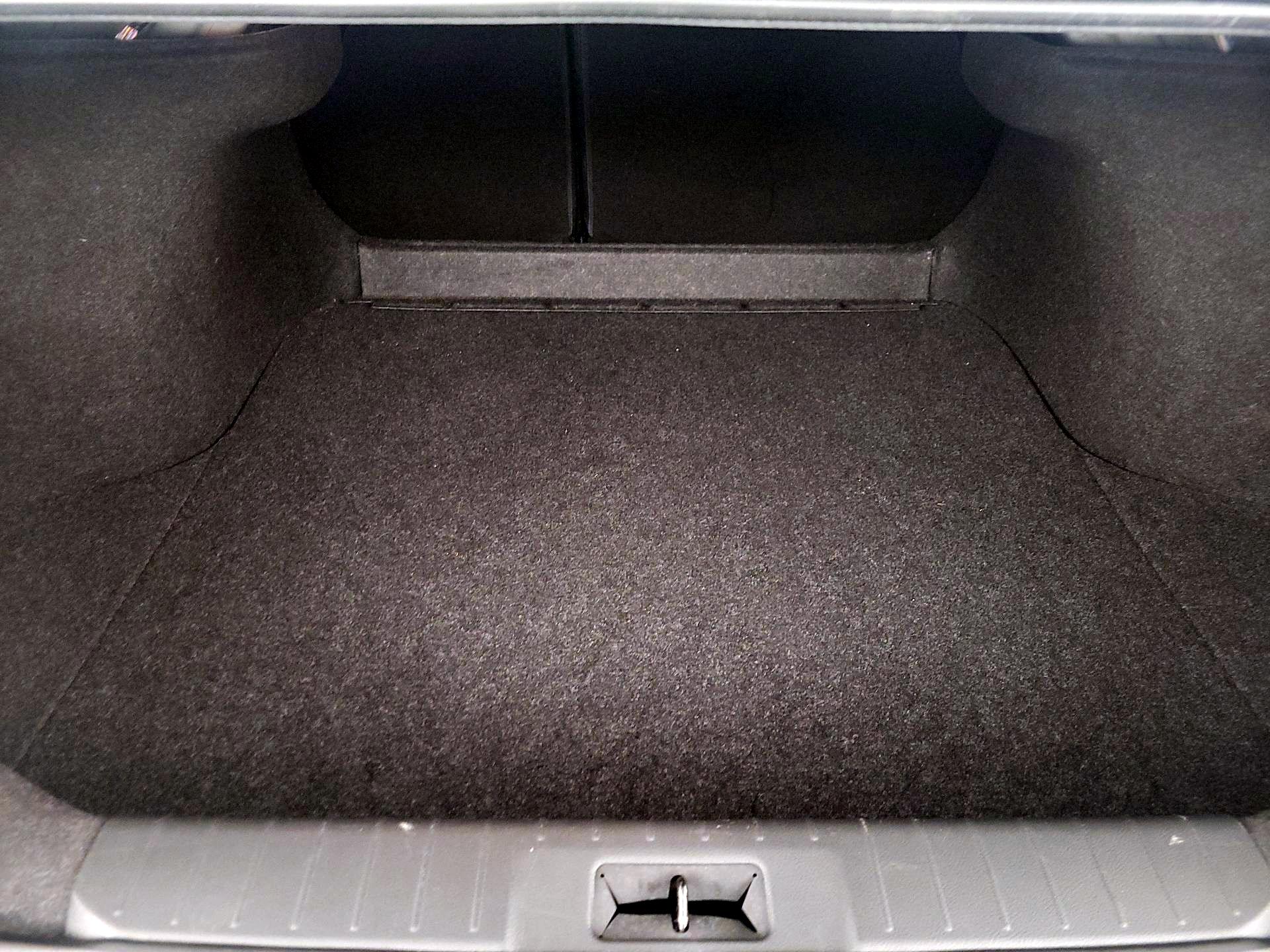 Thumbnail: 2023 Nissan Sentra - 20