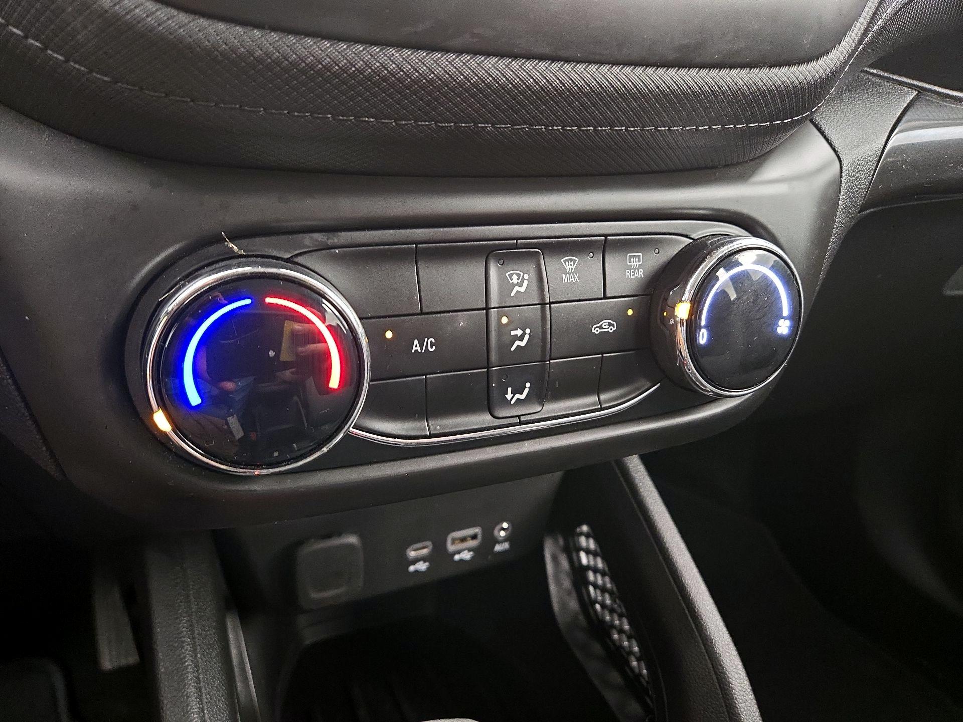 Thumbnail: 2023 Chevrolet TrailBlazer - 16