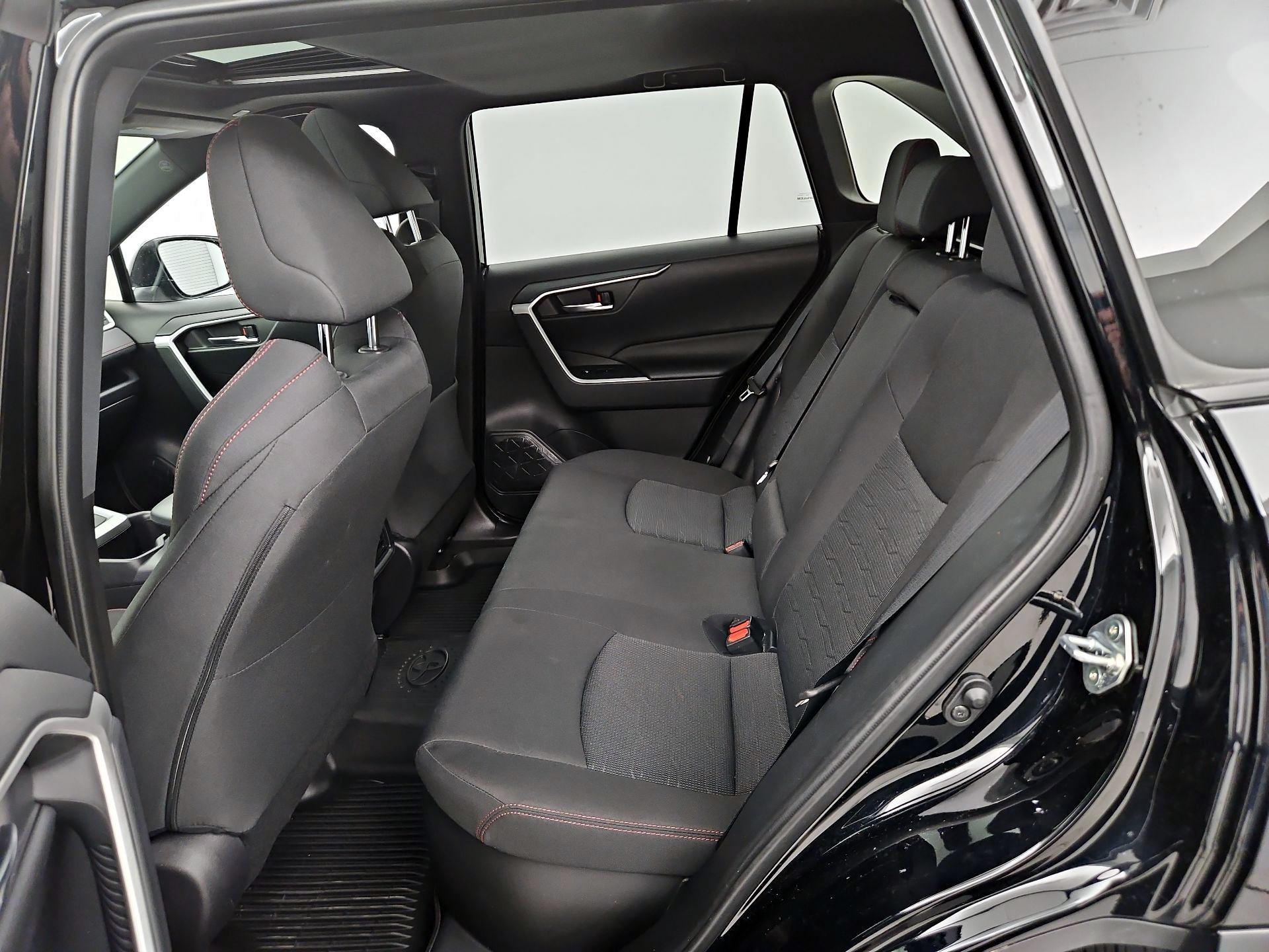 Thumbnail: 2024 Toyota RAV4 - 20