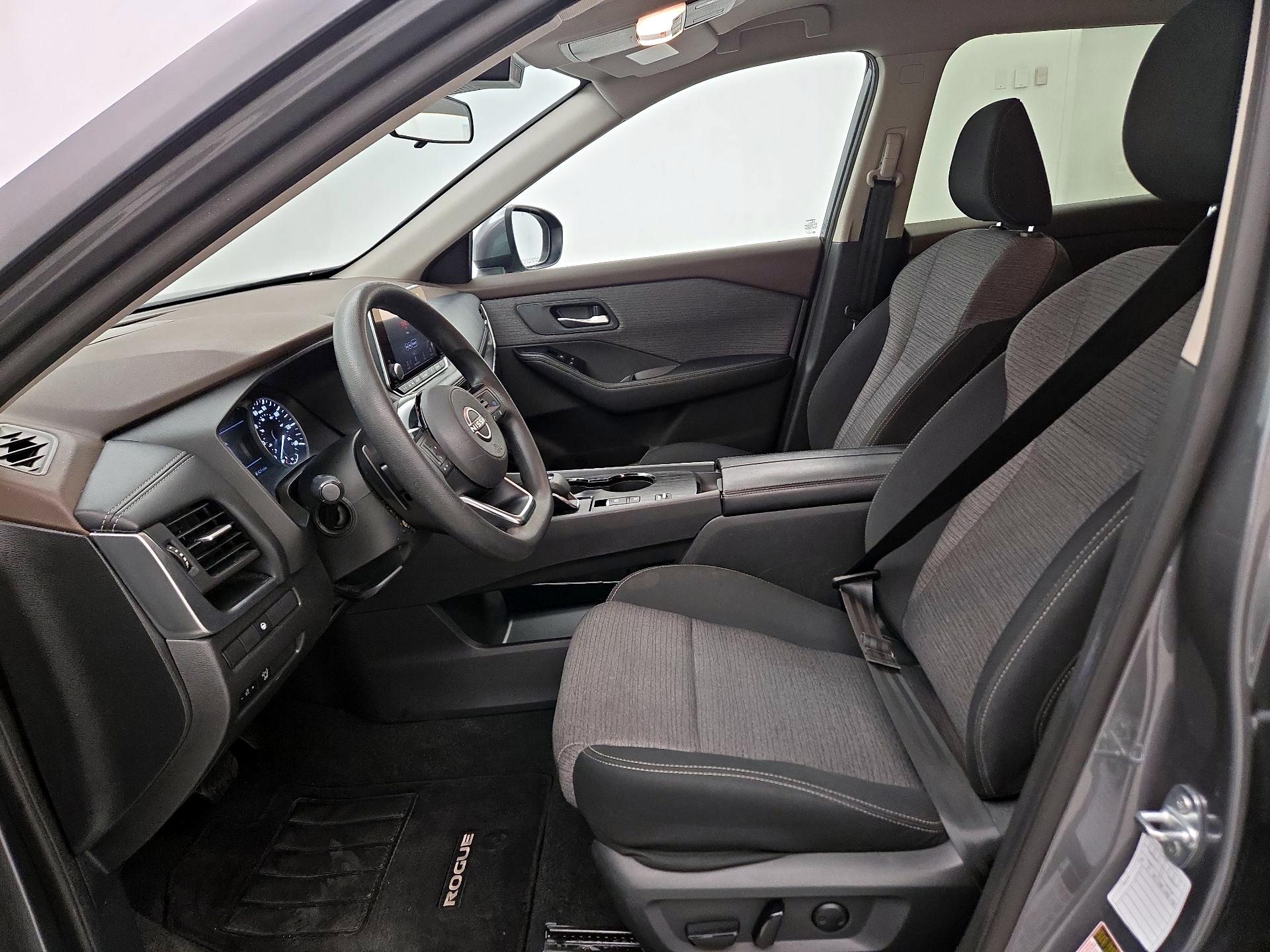 Thumbnail: 2023 Nissan Rogue - 11