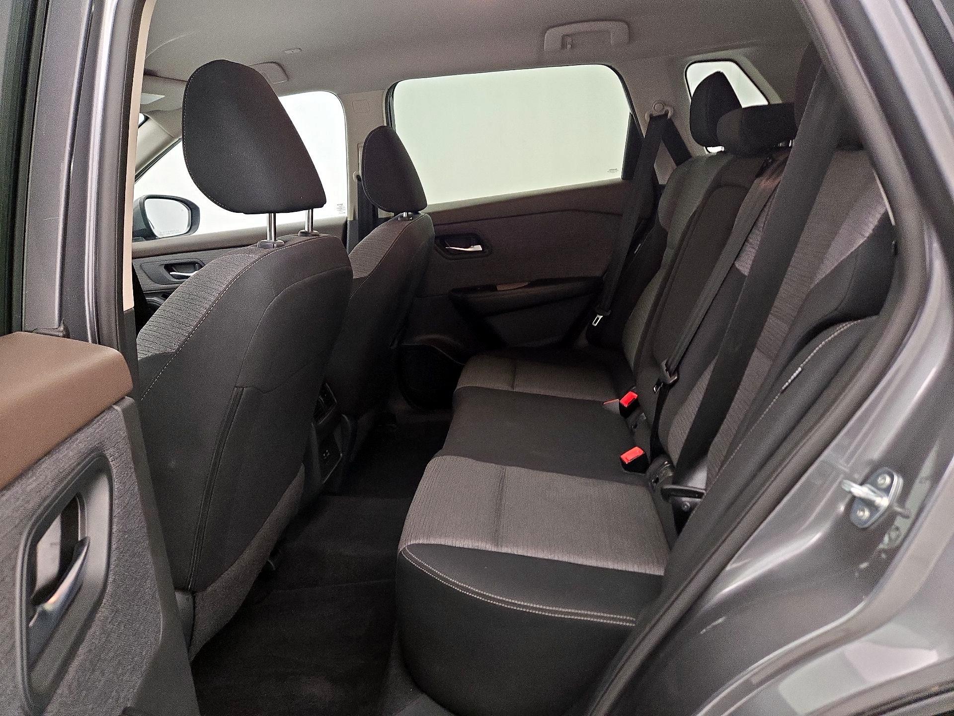 Thumbnail: 2023 Nissan Rogue - 19