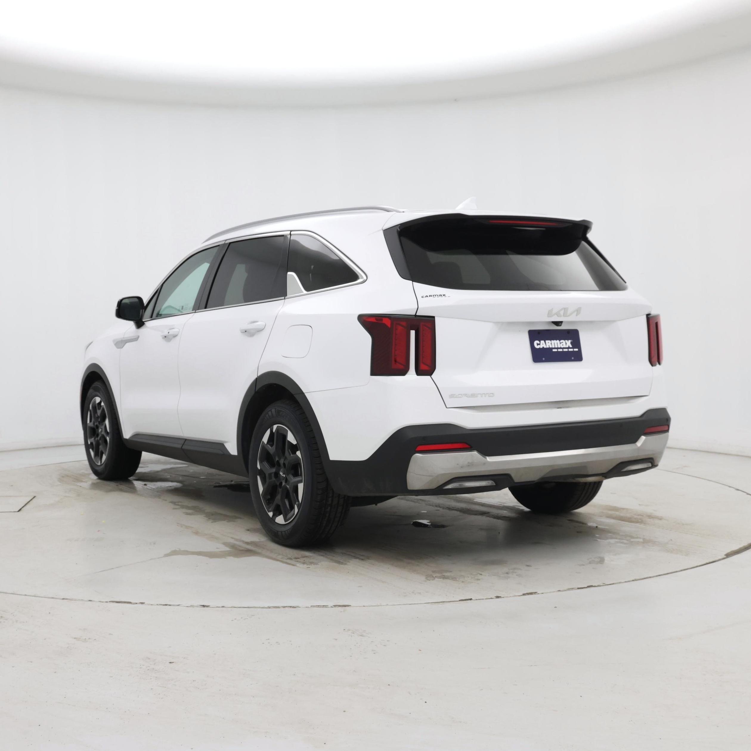 Thumbnail: 2024 Kia Sorento - 2