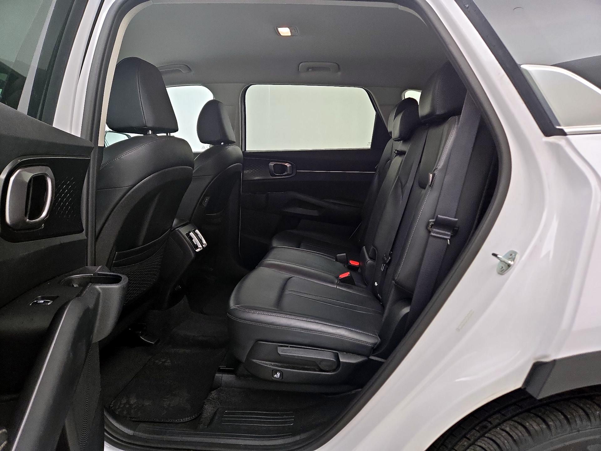 Thumbnail: 2024 Kia Sorento - 20