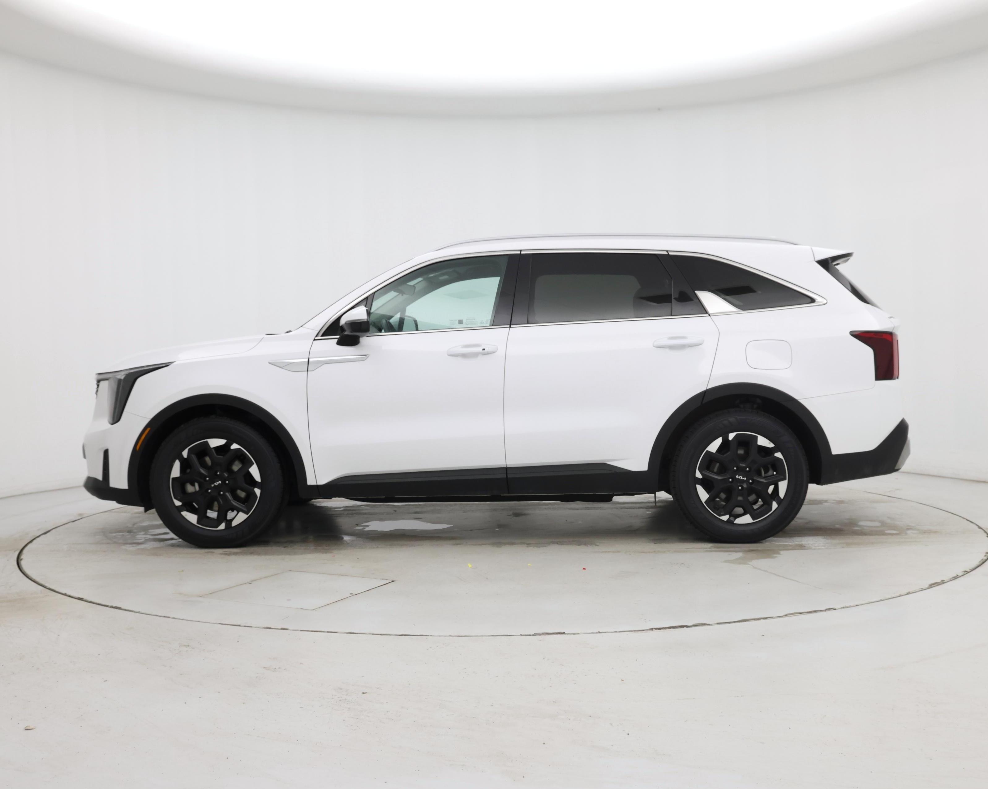 Thumbnail: 2024 Kia Sorento - 3