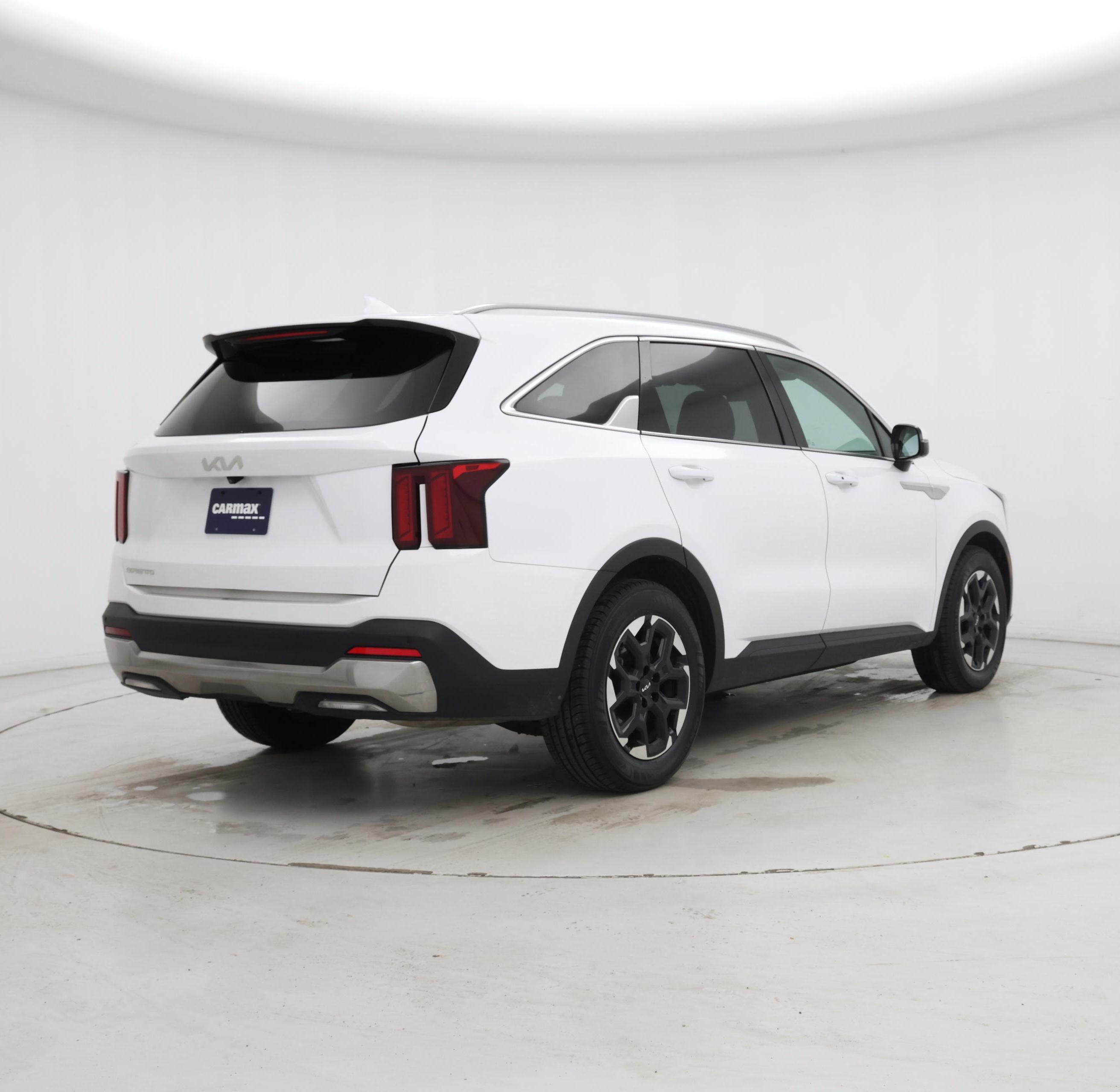 Thumbnail: 2024 Kia Sorento - 8