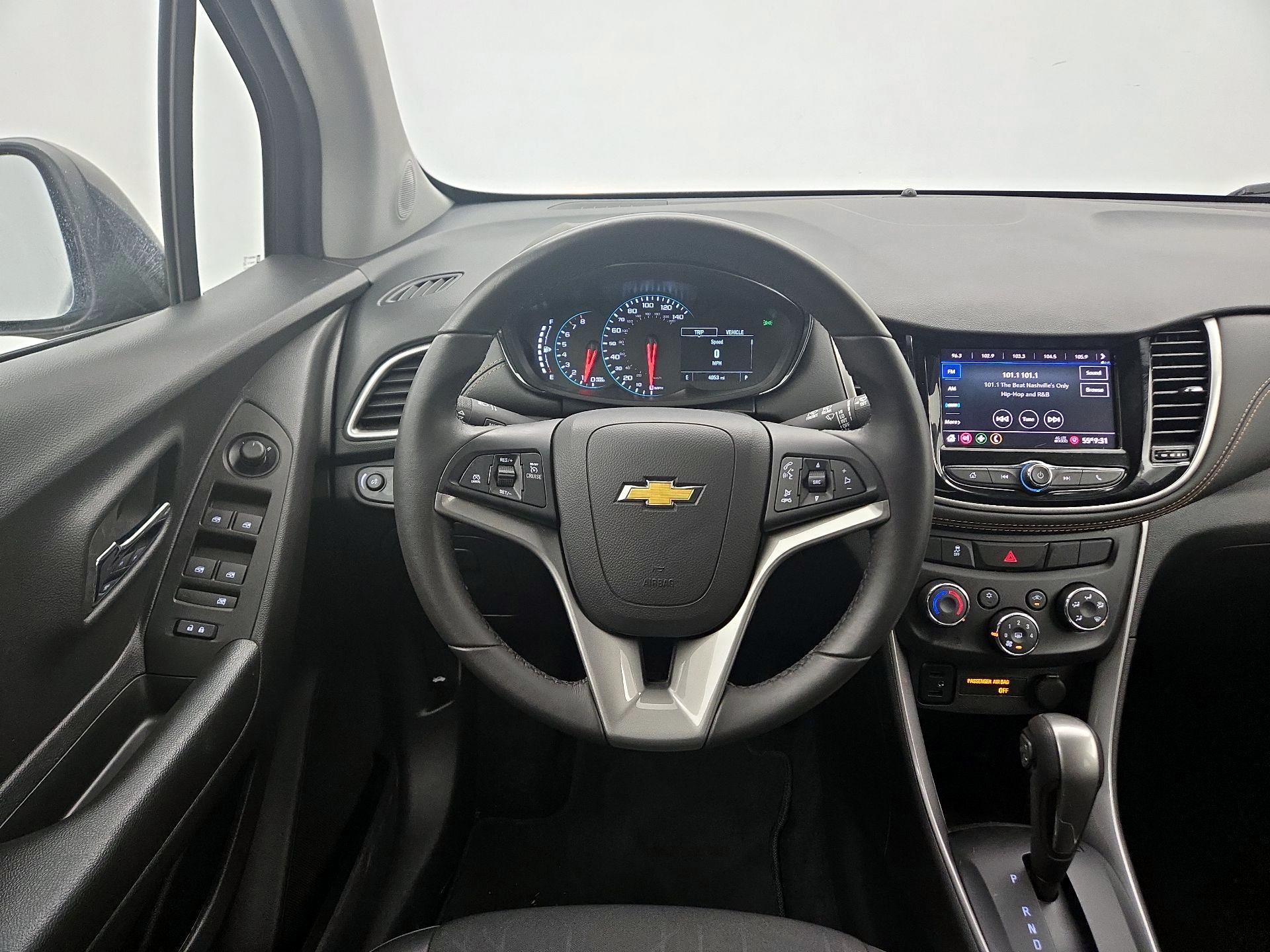 Thumbnail: 2022 Chevrolet Trax - 10