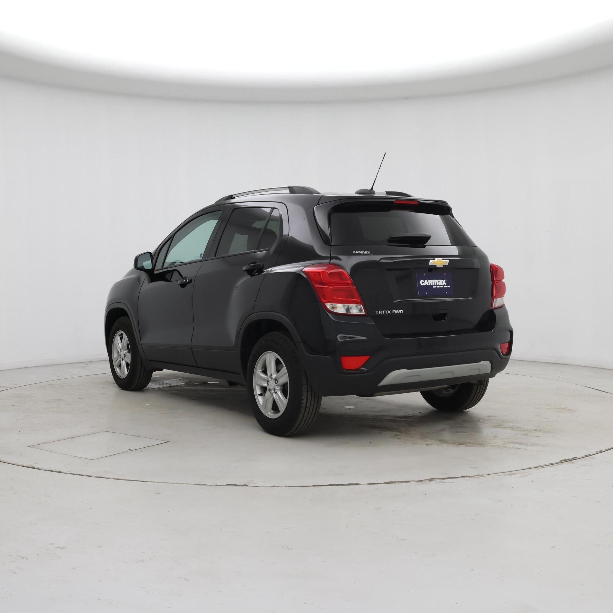 Thumbnail: 2022 Chevrolet Trax - 2