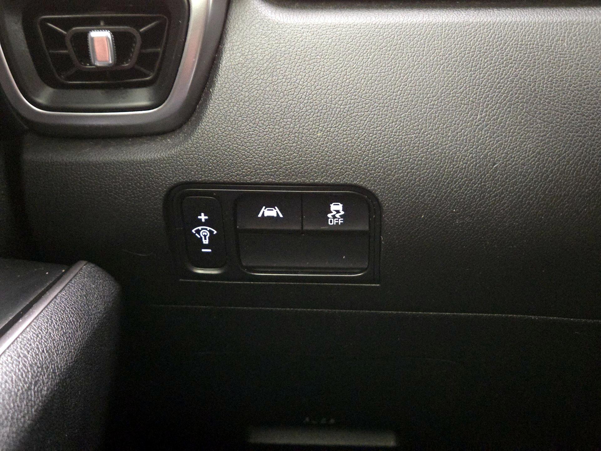 Thumbnail: 2022 Kia Sorento - 13