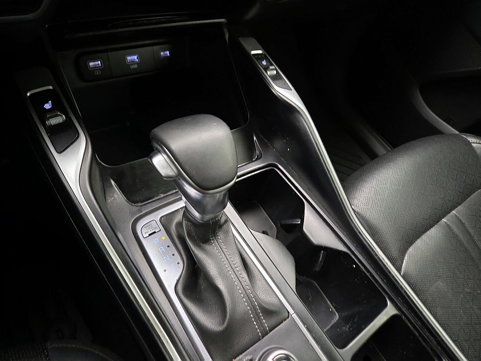 Thumbnail: 2022 Kia Sorento - 18