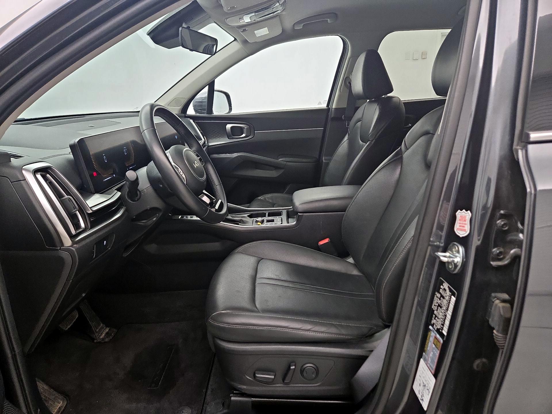 Thumbnail: 2024 Kia Sorento - 11