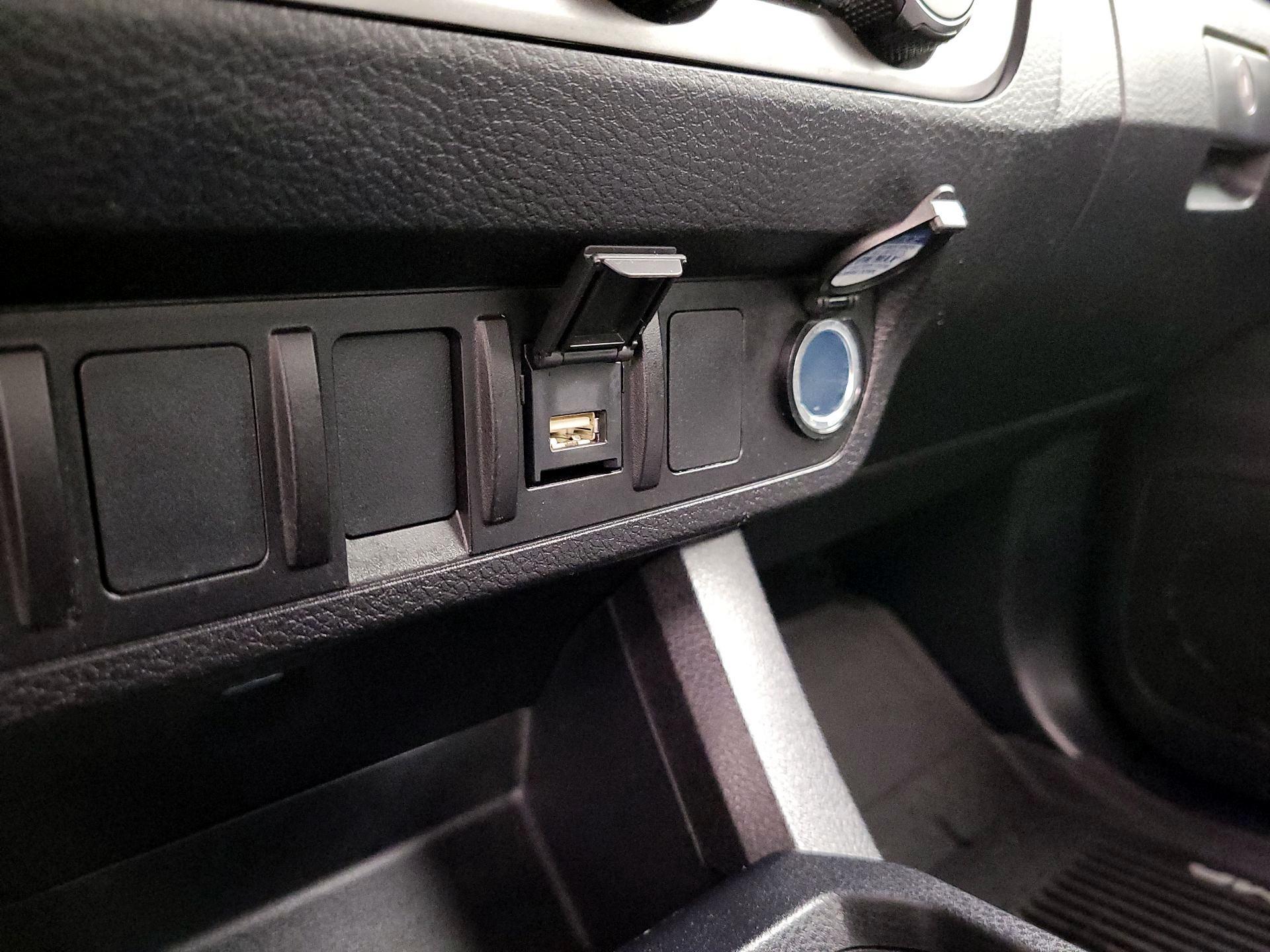 Thumbnail: 2022 Toyota Tacoma - 18