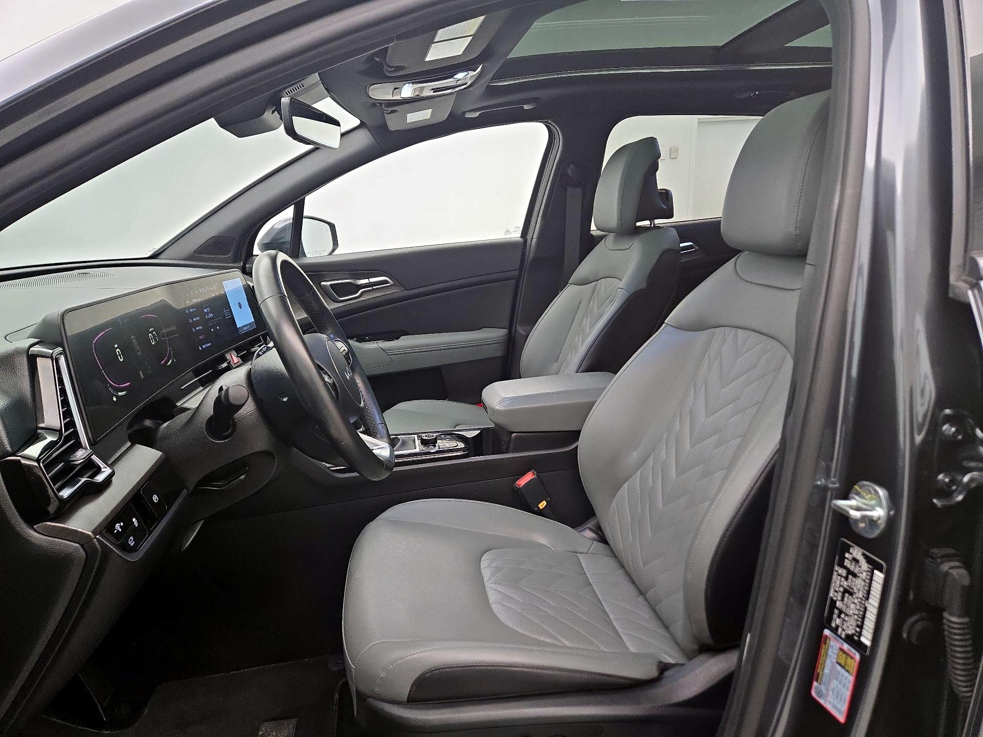 Thumbnail: 2023 Kia Sportage - 11