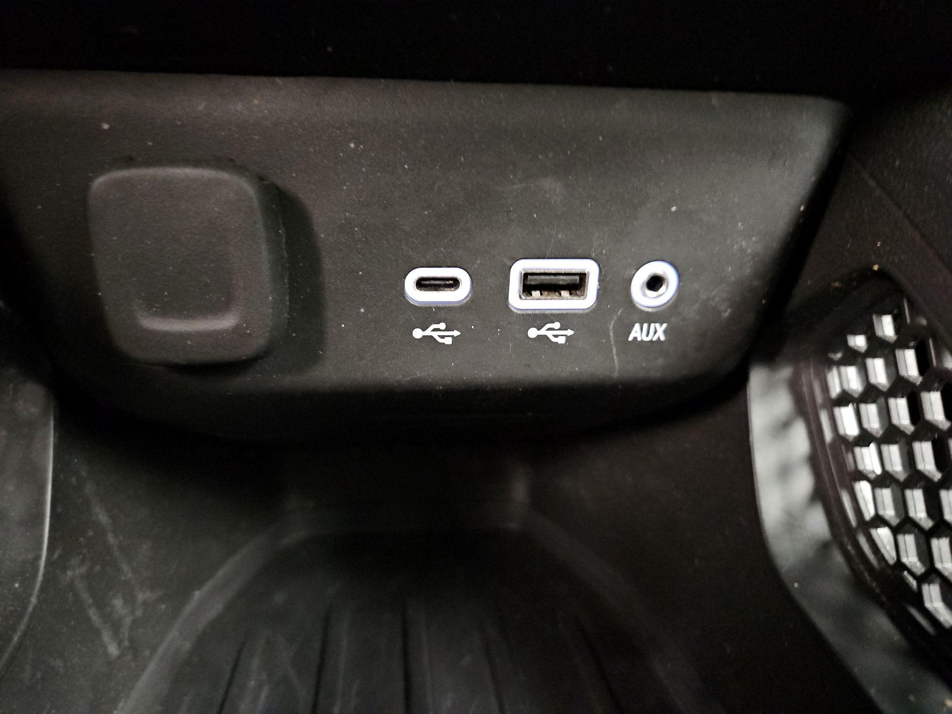 Thumbnail: 2023 Chevrolet TrailBlazer - 18