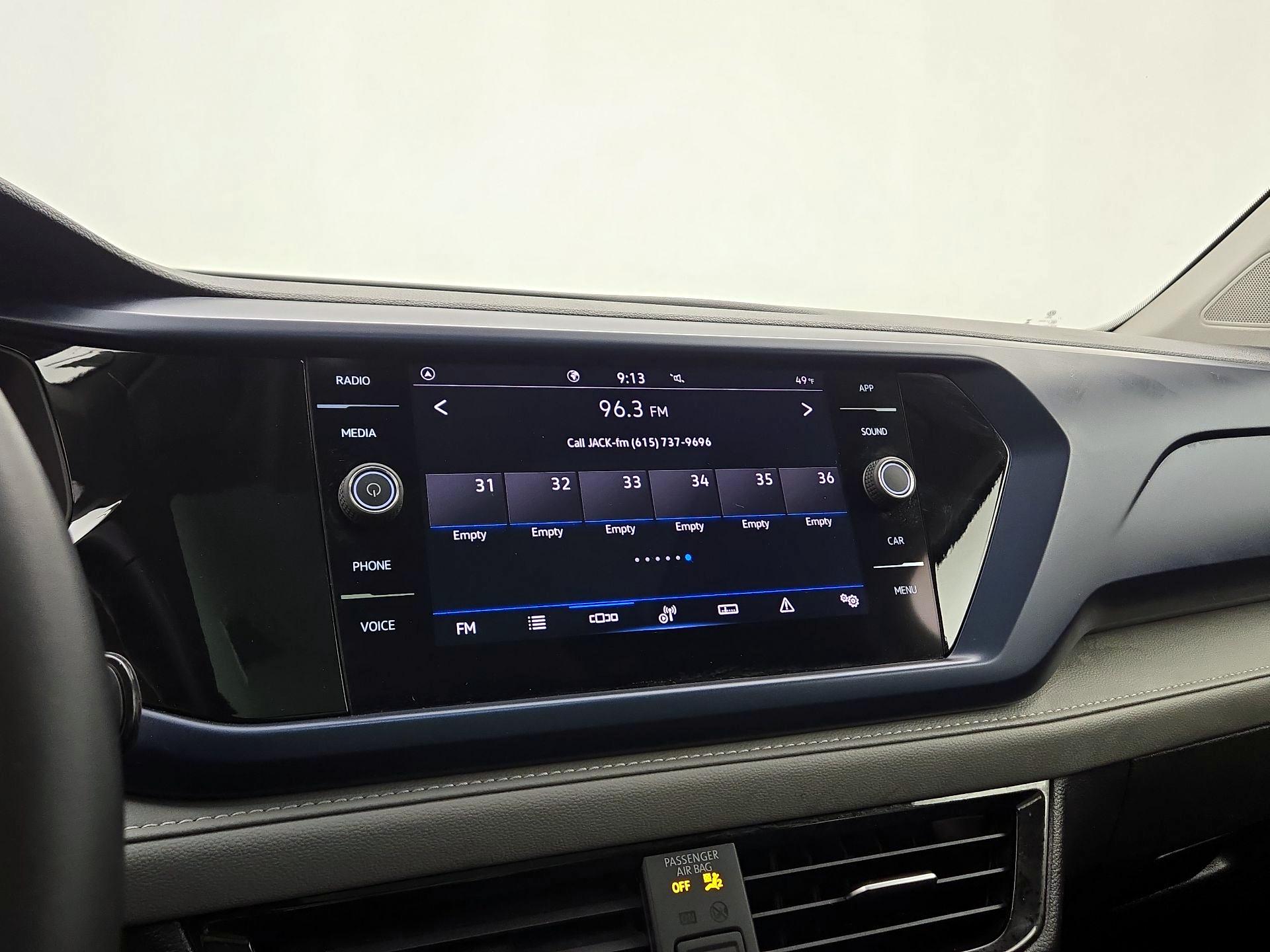 Thumbnail: 2024 Volkswagen Taos - 15