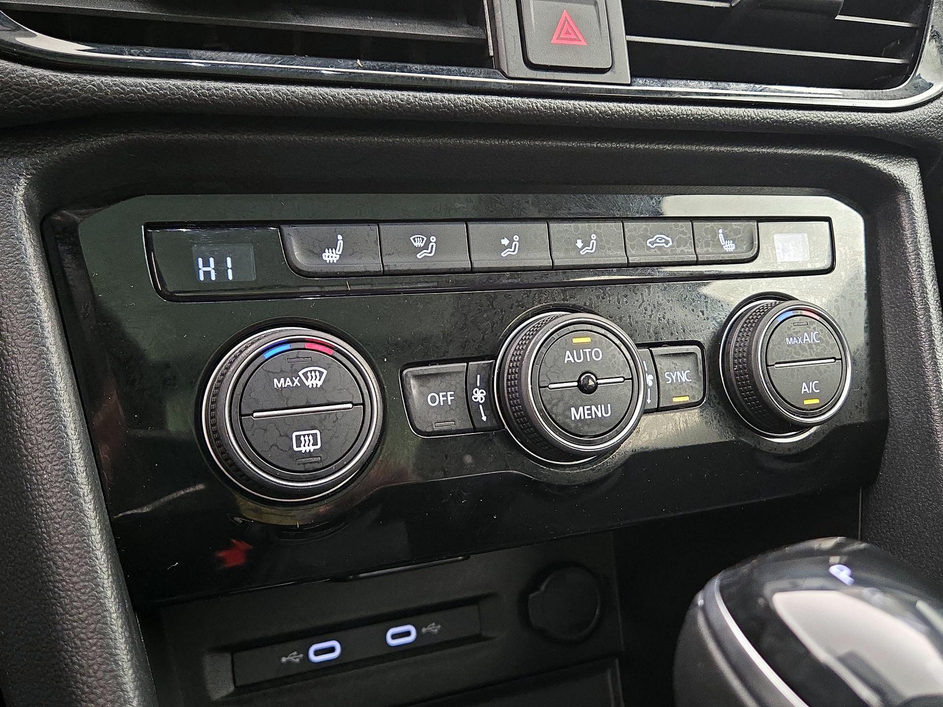 Thumbnail: 2024 Volkswagen Taos - 16