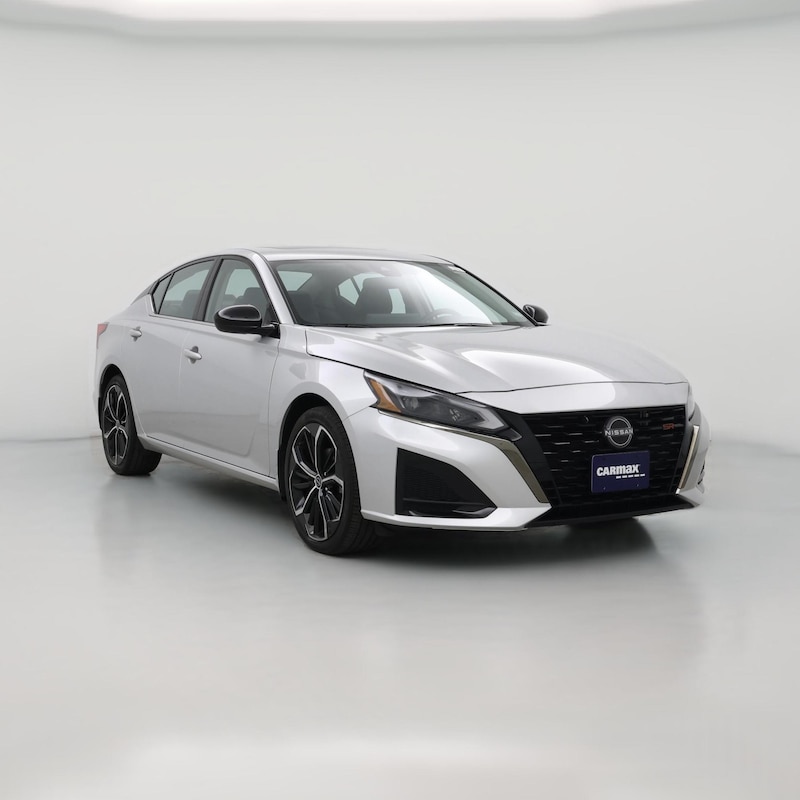 2024 Nissan Altima SR
