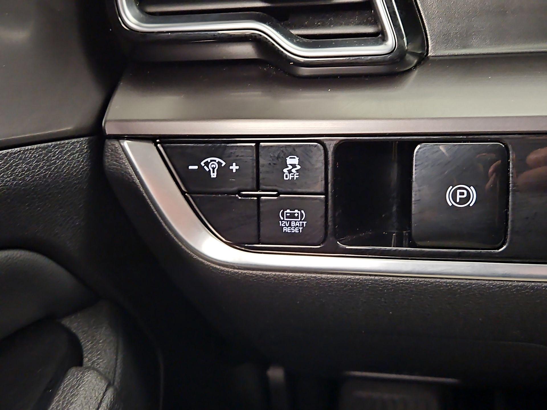 Thumbnail: 2025 Kia Sportage - 13