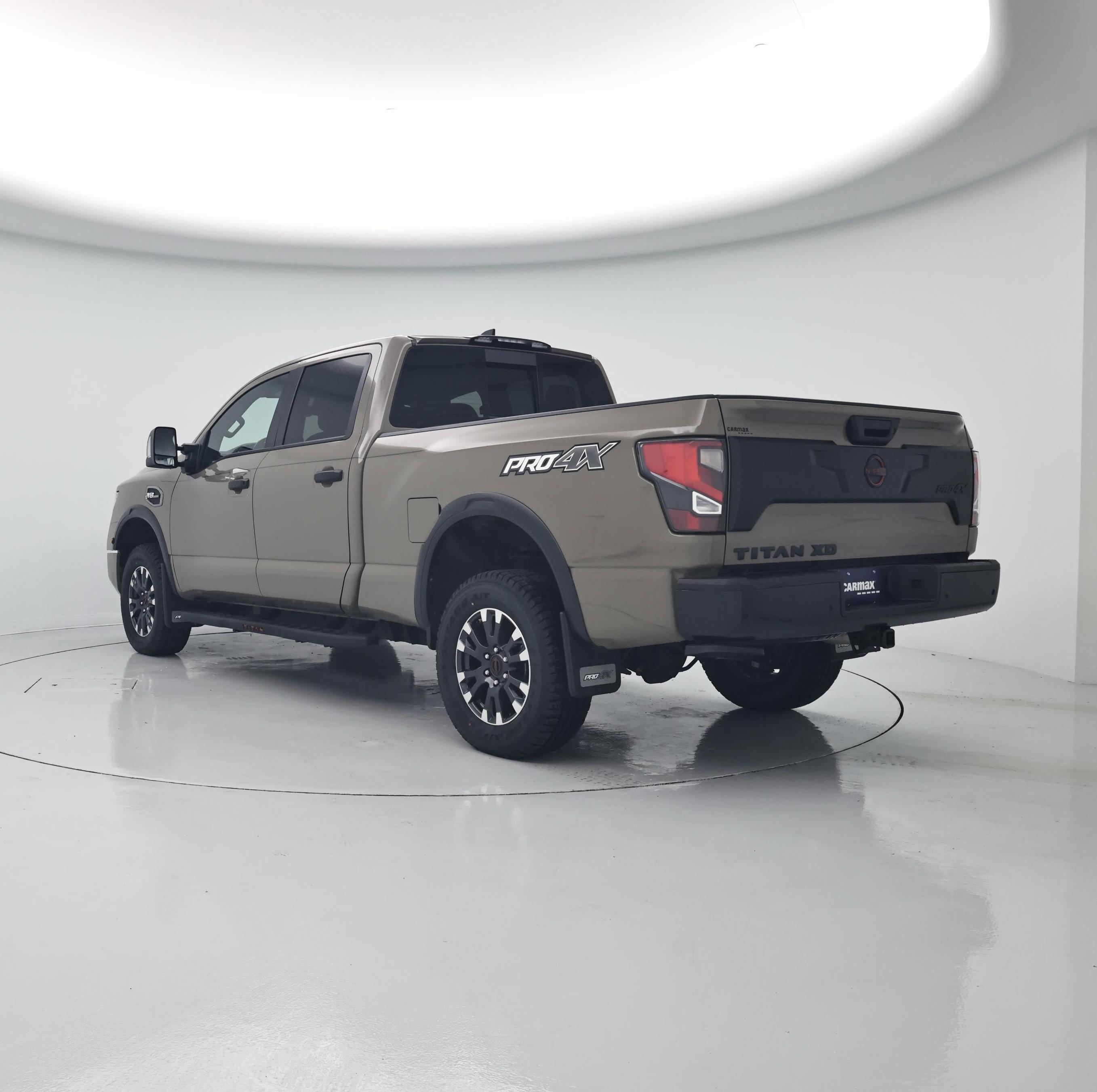 Thumbnail: 2024 Nissan Titan - 2
