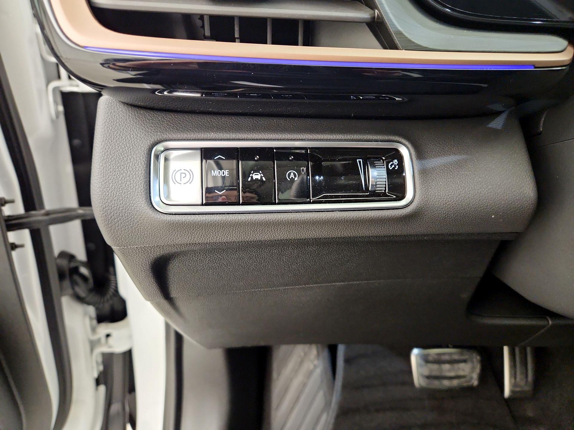 Thumbnail: 2025 Buick Envision - 13