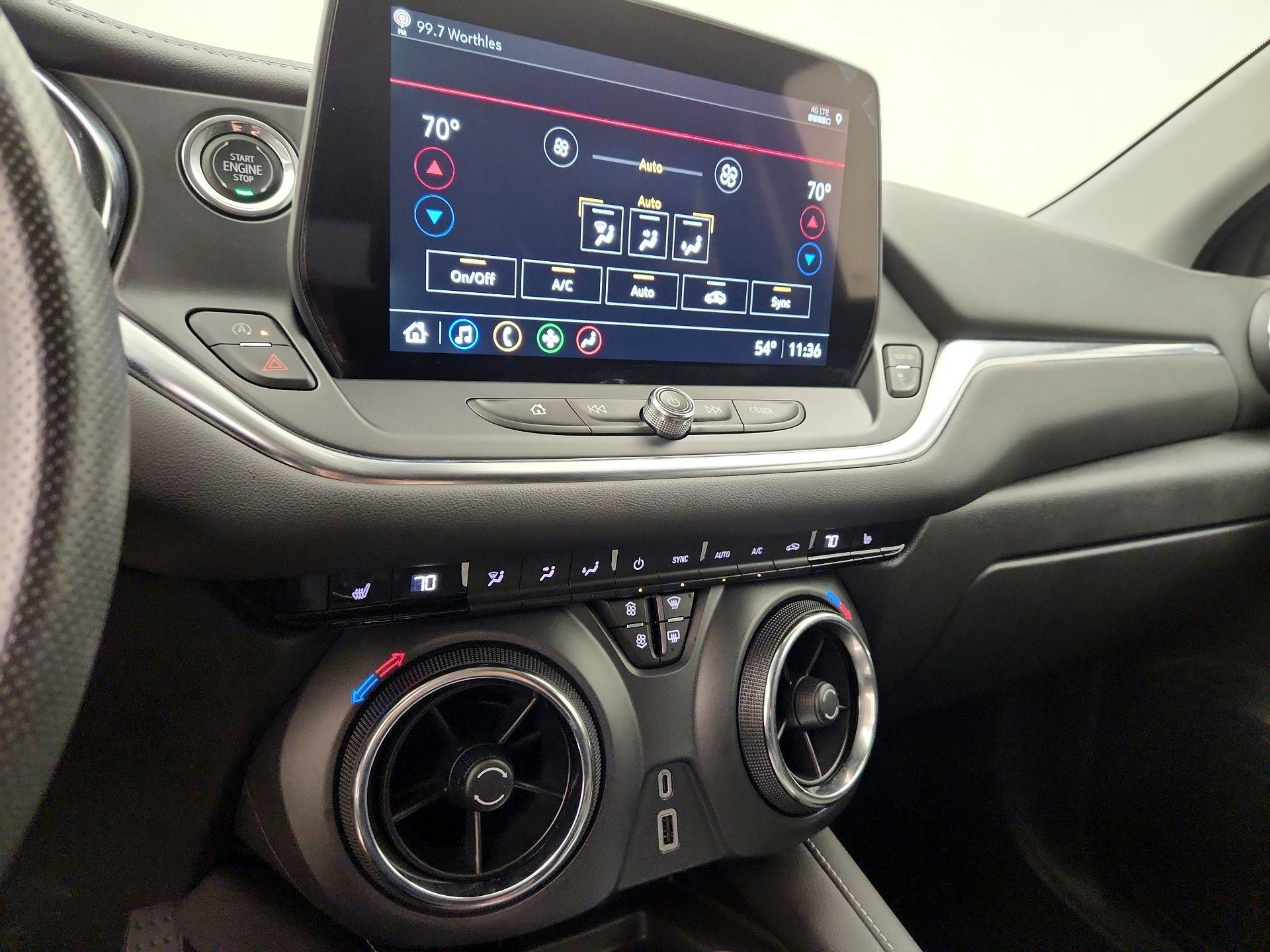 Thumbnail: 2024 Chevrolet Blazer - 16