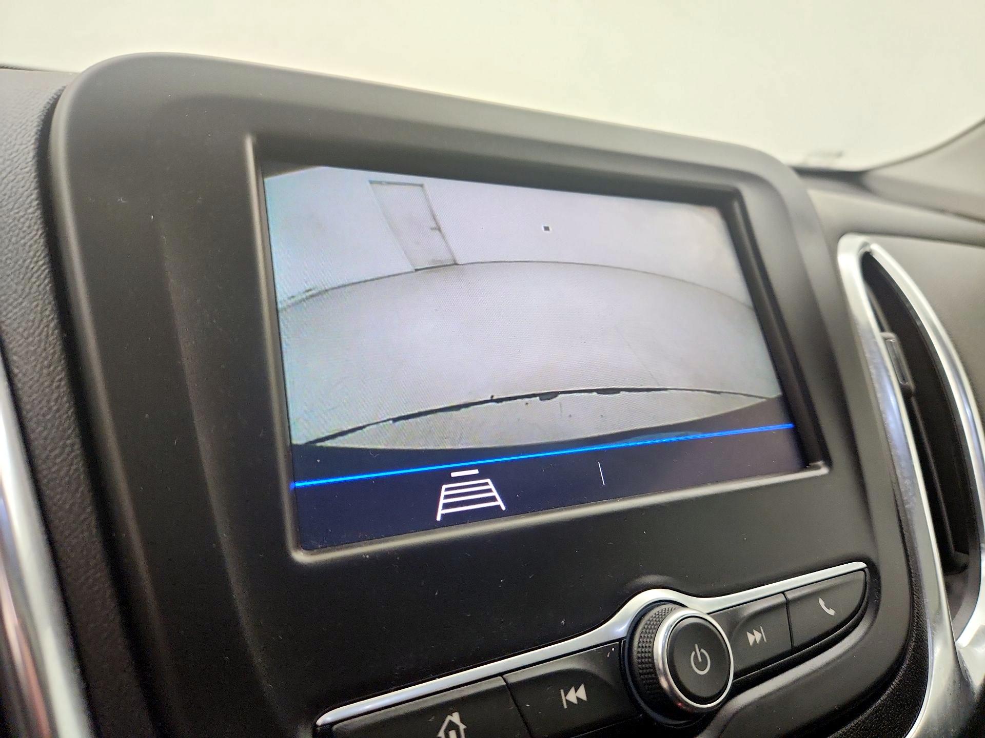 Thumbnail: 2021 Chevrolet Equinox - 14