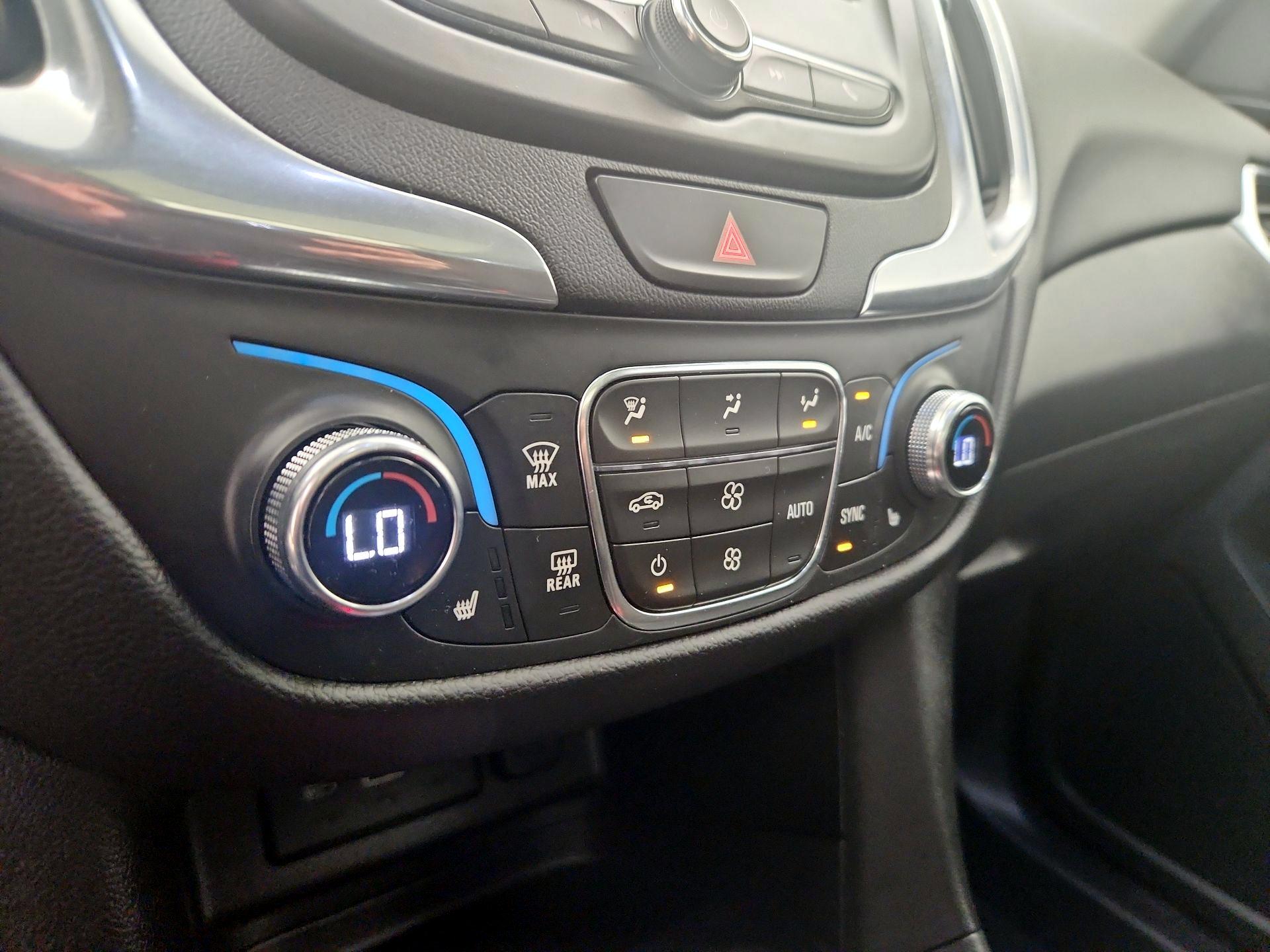 Thumbnail: 2021 Chevrolet Equinox - 16