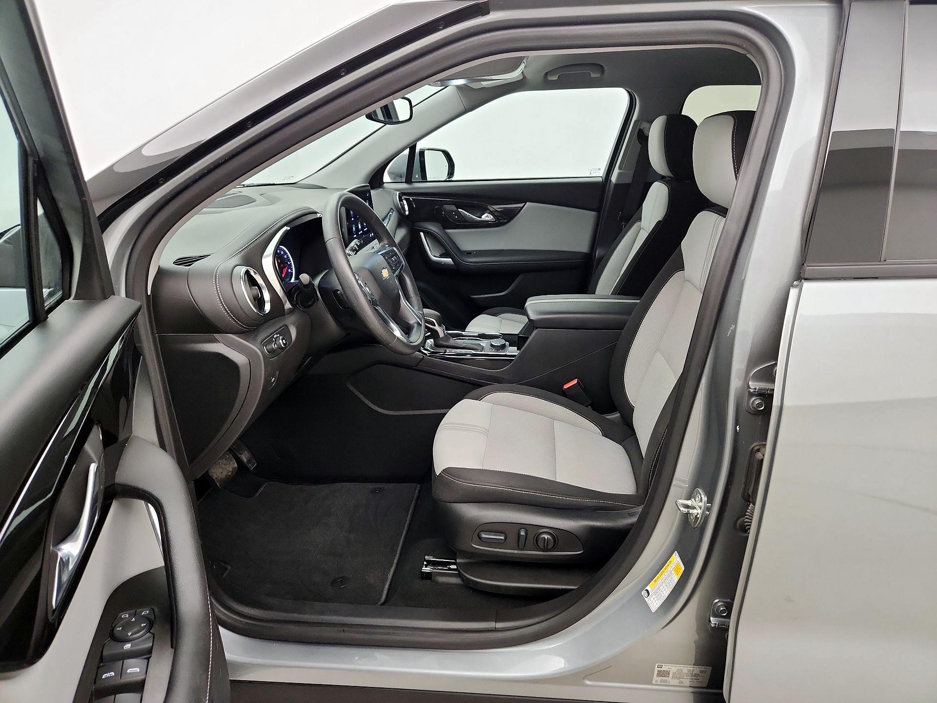 Thumbnail: 2023 Chevrolet Blazer - 11