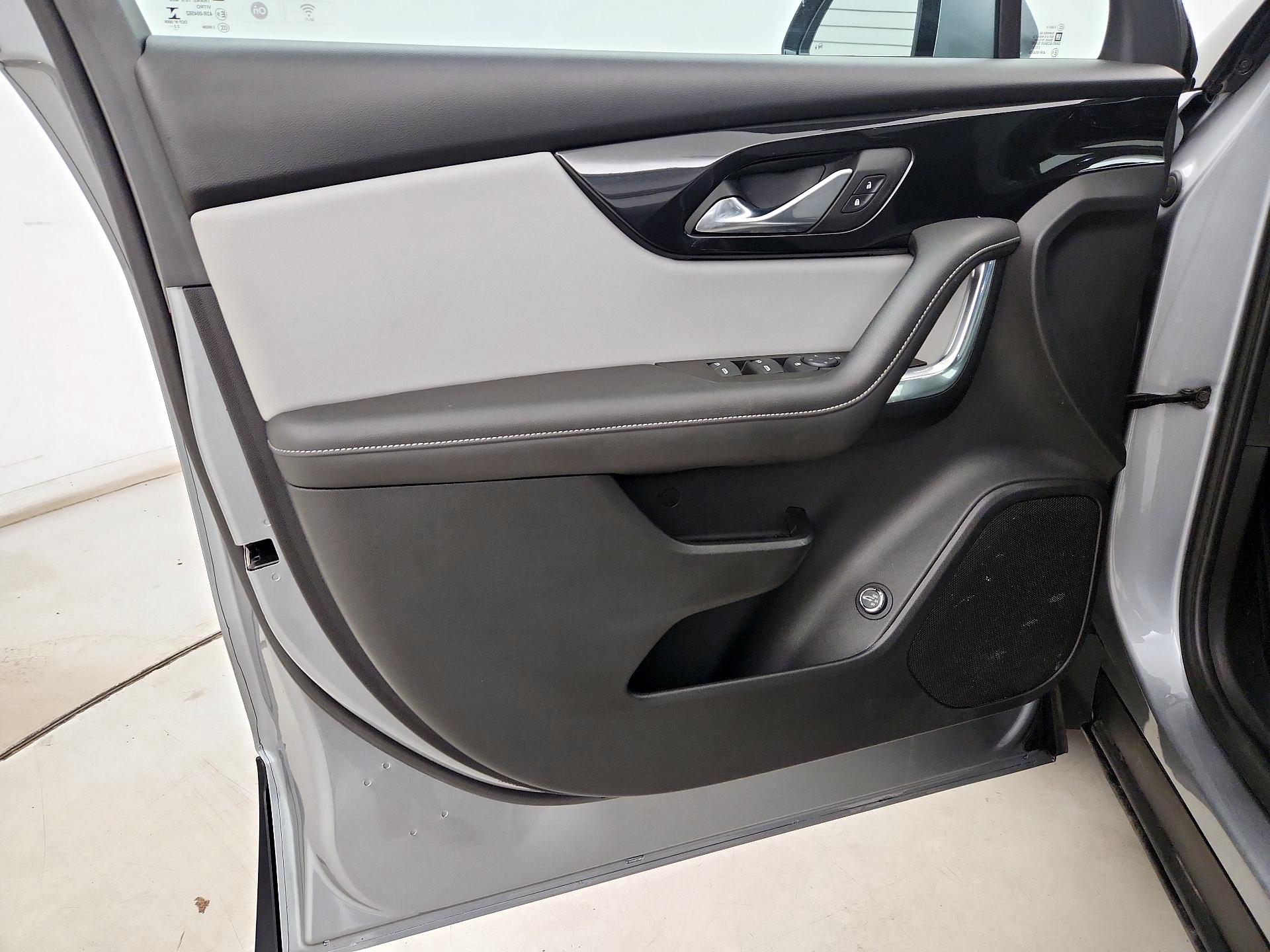 Thumbnail: 2023 Chevrolet Blazer - 12