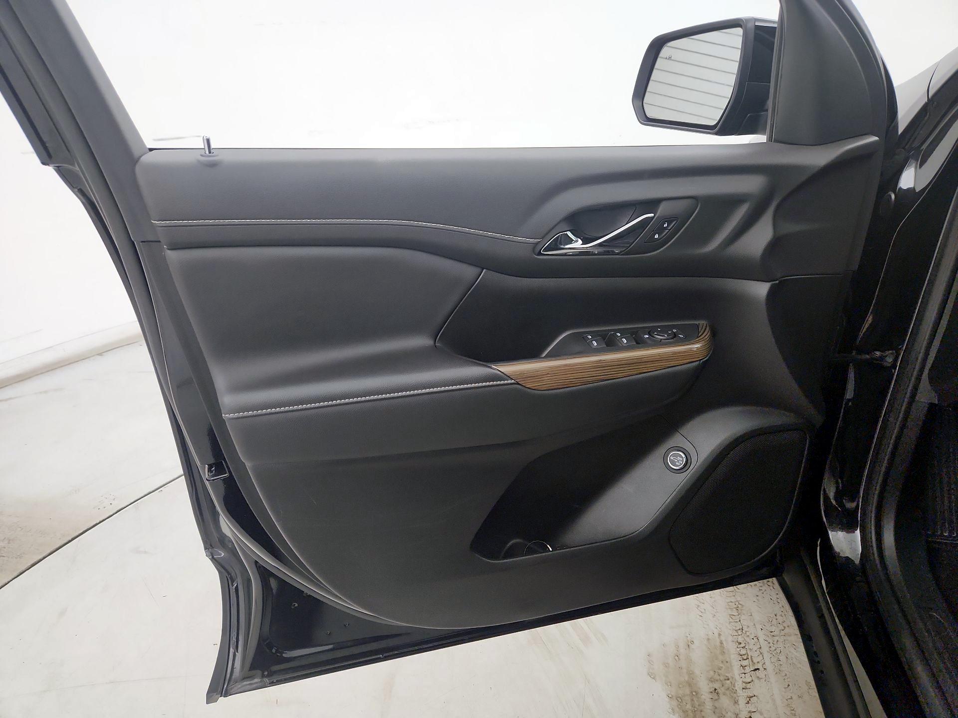 Thumbnail: 2023 GMC Acadia - 12