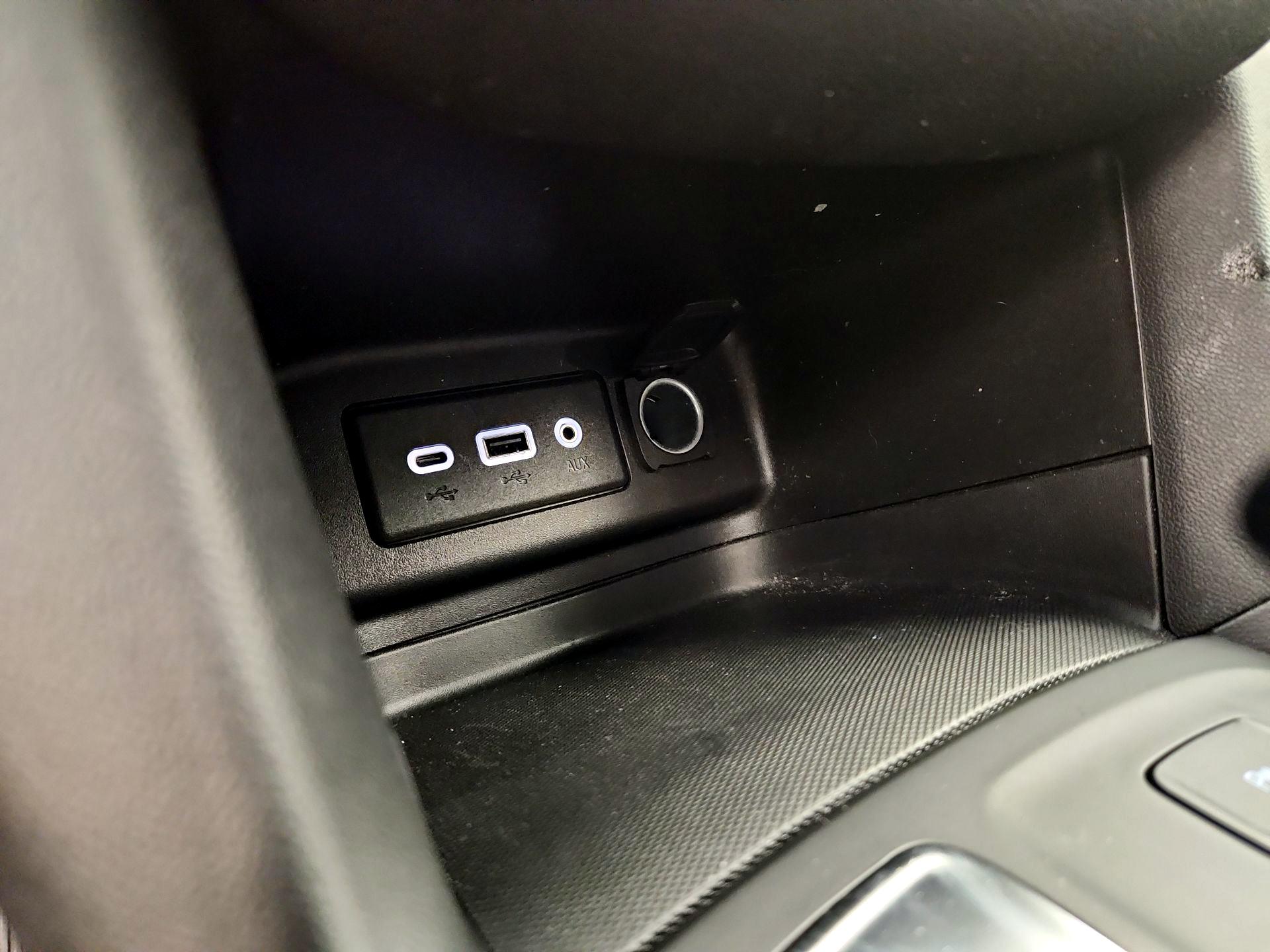 Thumbnail: 2024 Chevrolet Equinox - 18