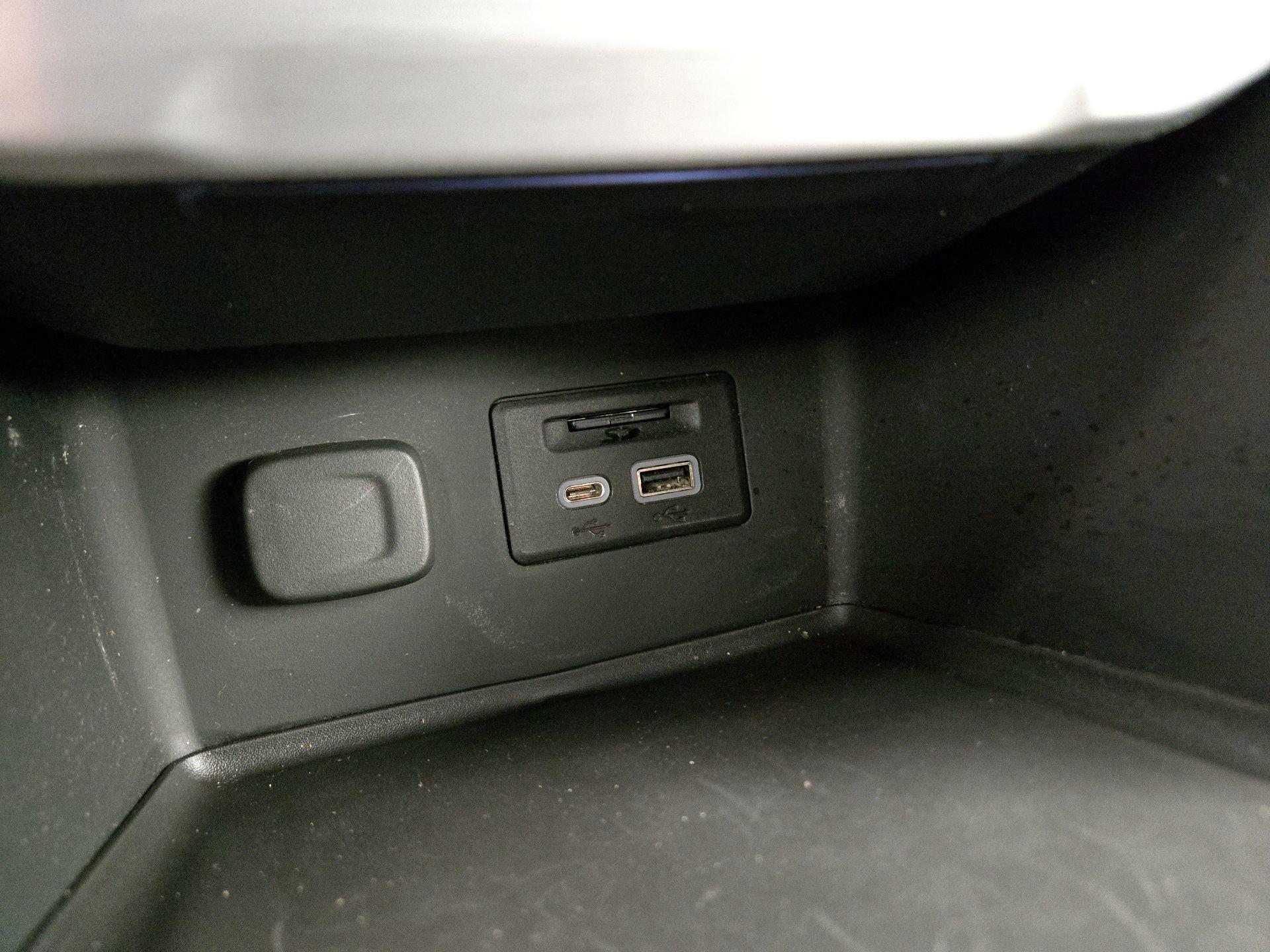 Thumbnail: 2023 GMC Acadia - 19