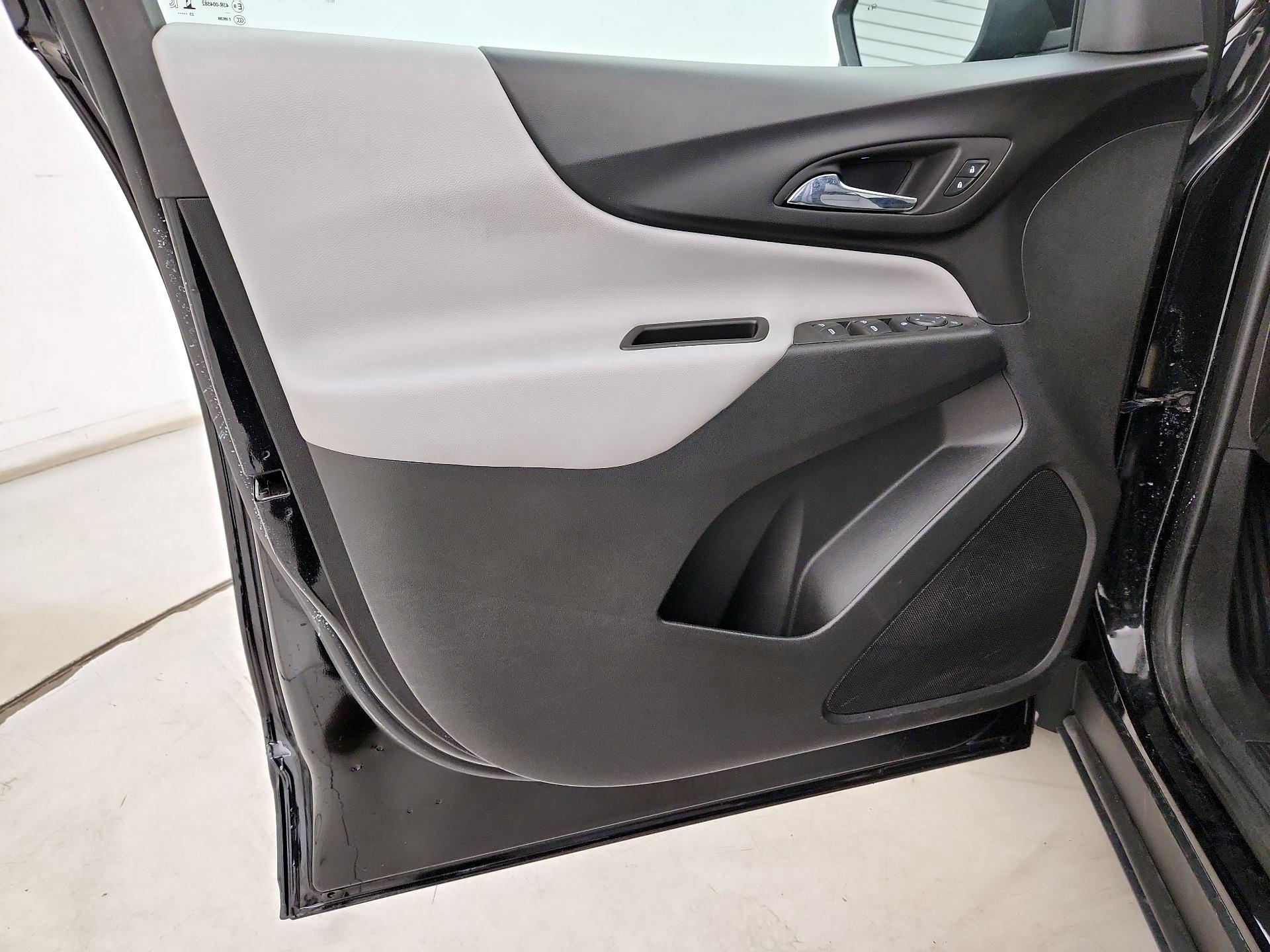 Thumbnail: 2024 Chevrolet Equinox - 12