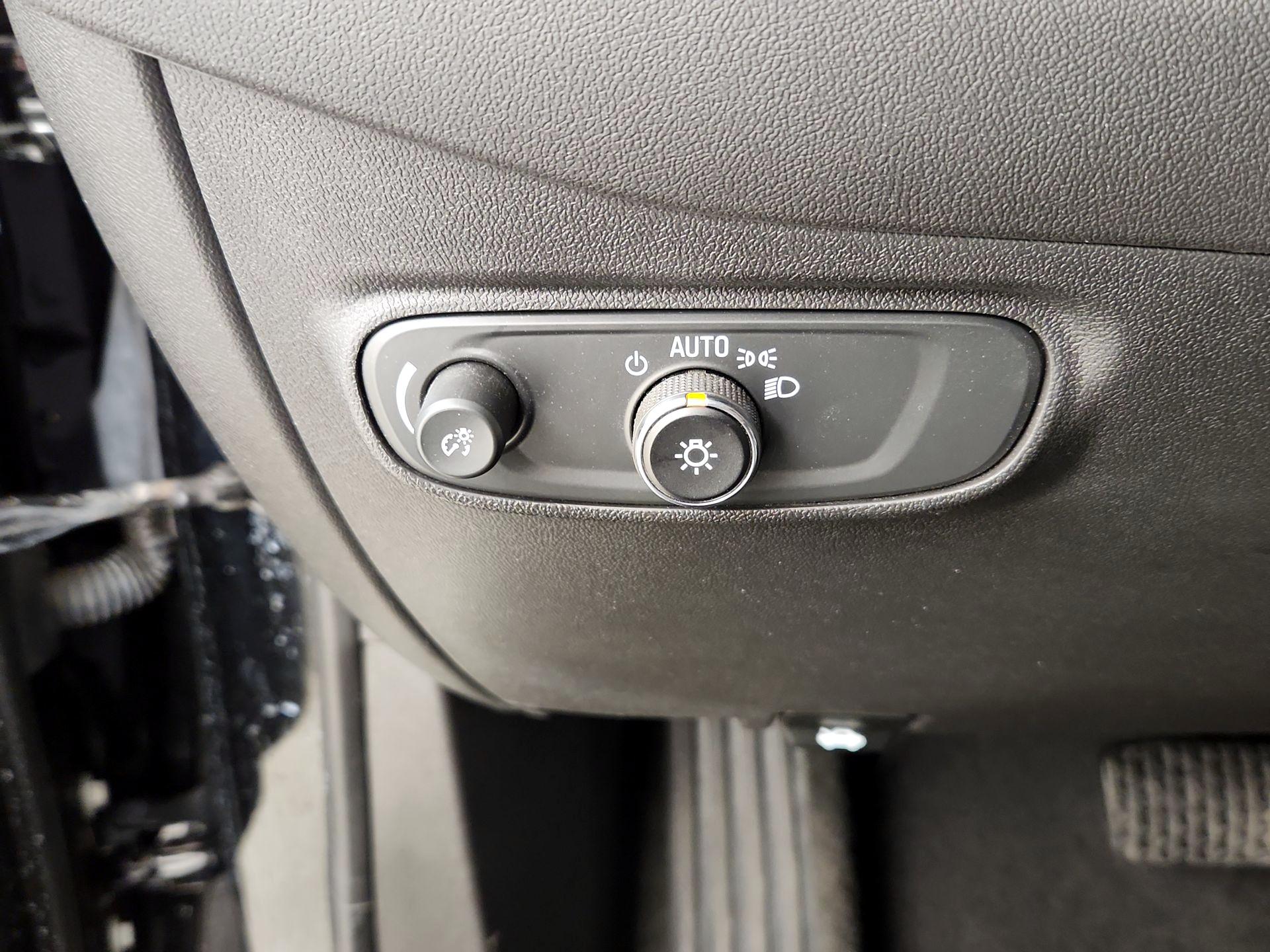 Thumbnail: 2024 Chevrolet Equinox - 13