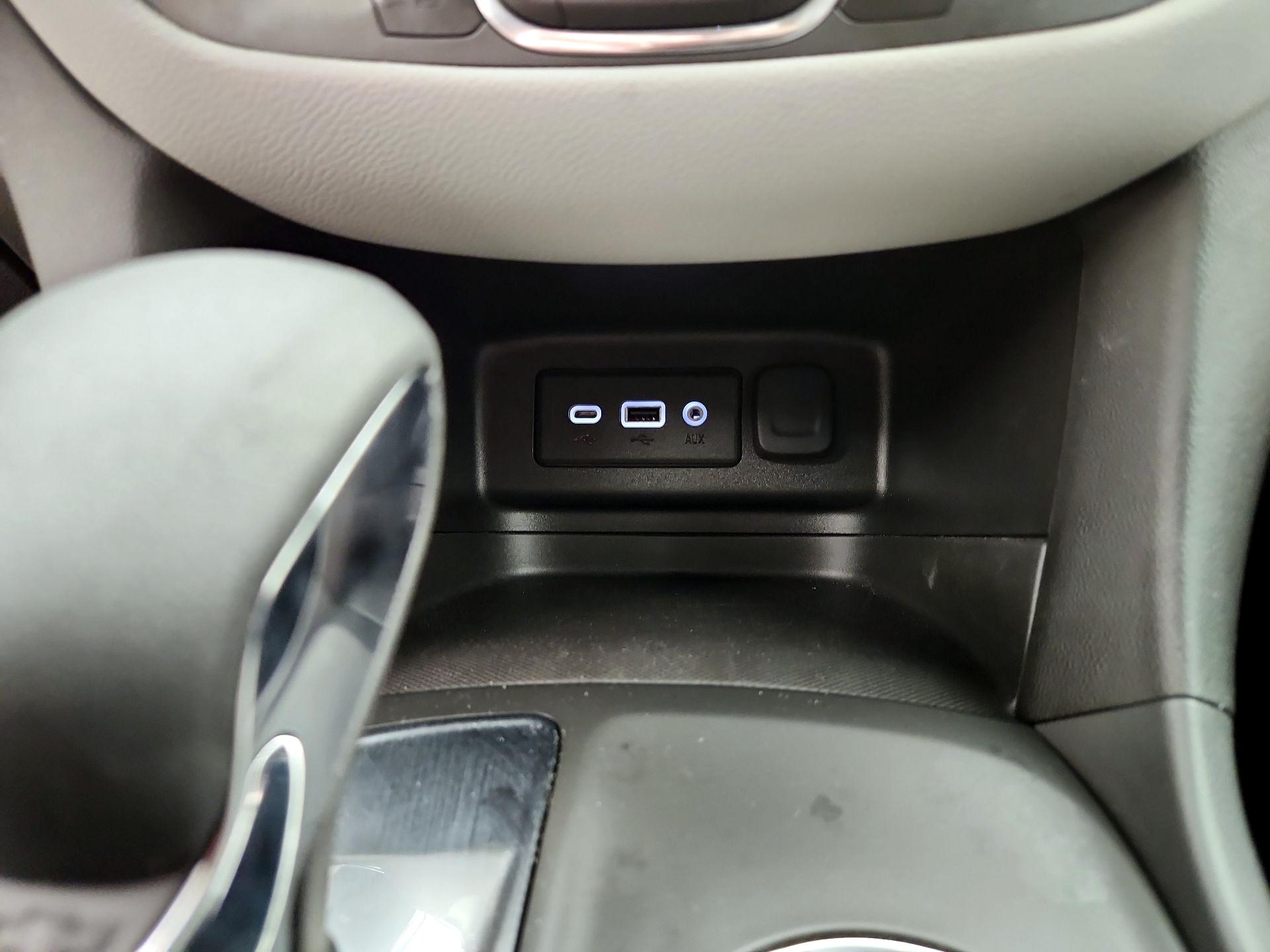 Thumbnail: 2024 Chevrolet Equinox - 18