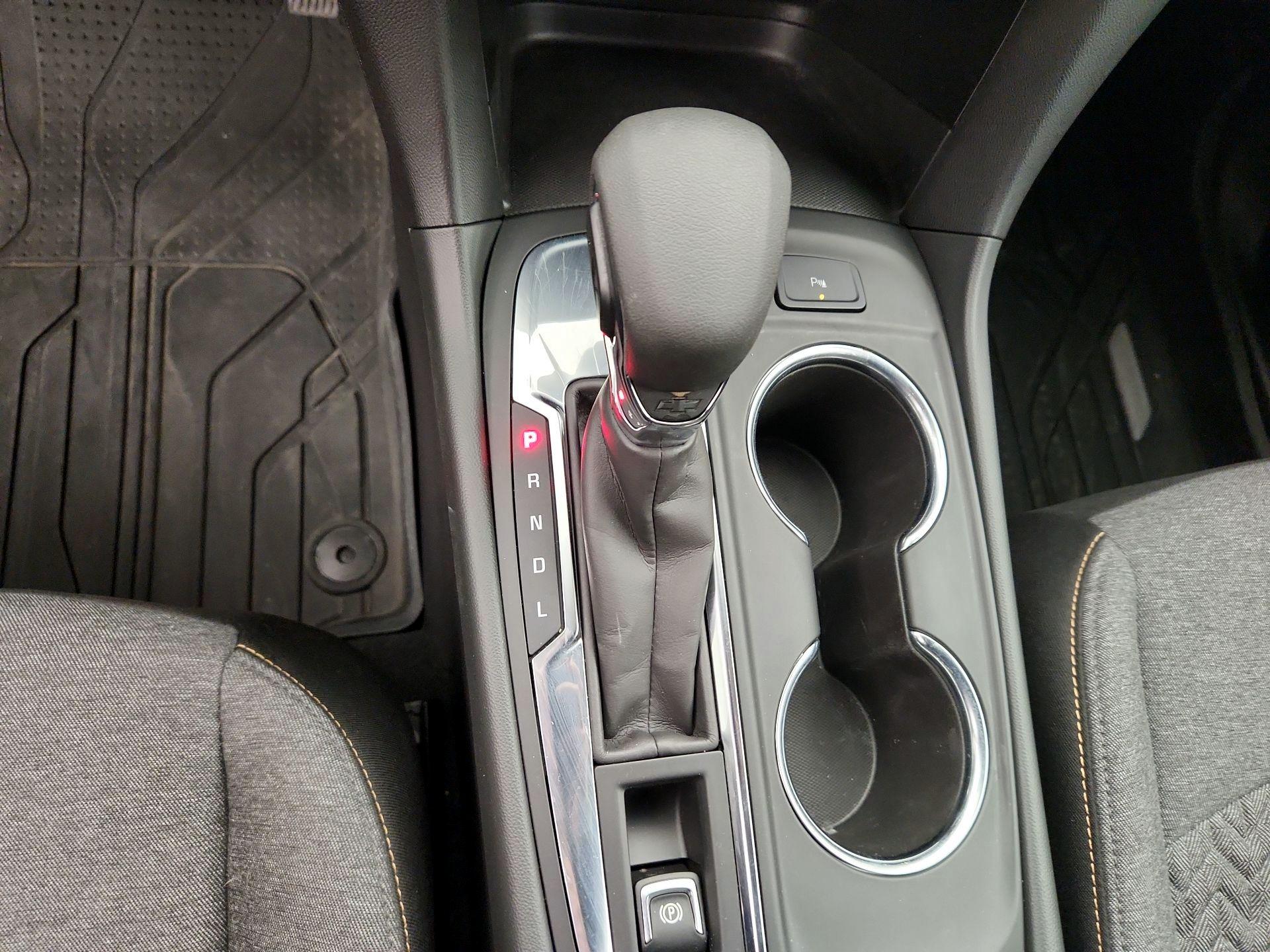 Thumbnail: 2022 Chevrolet Equinox - 17